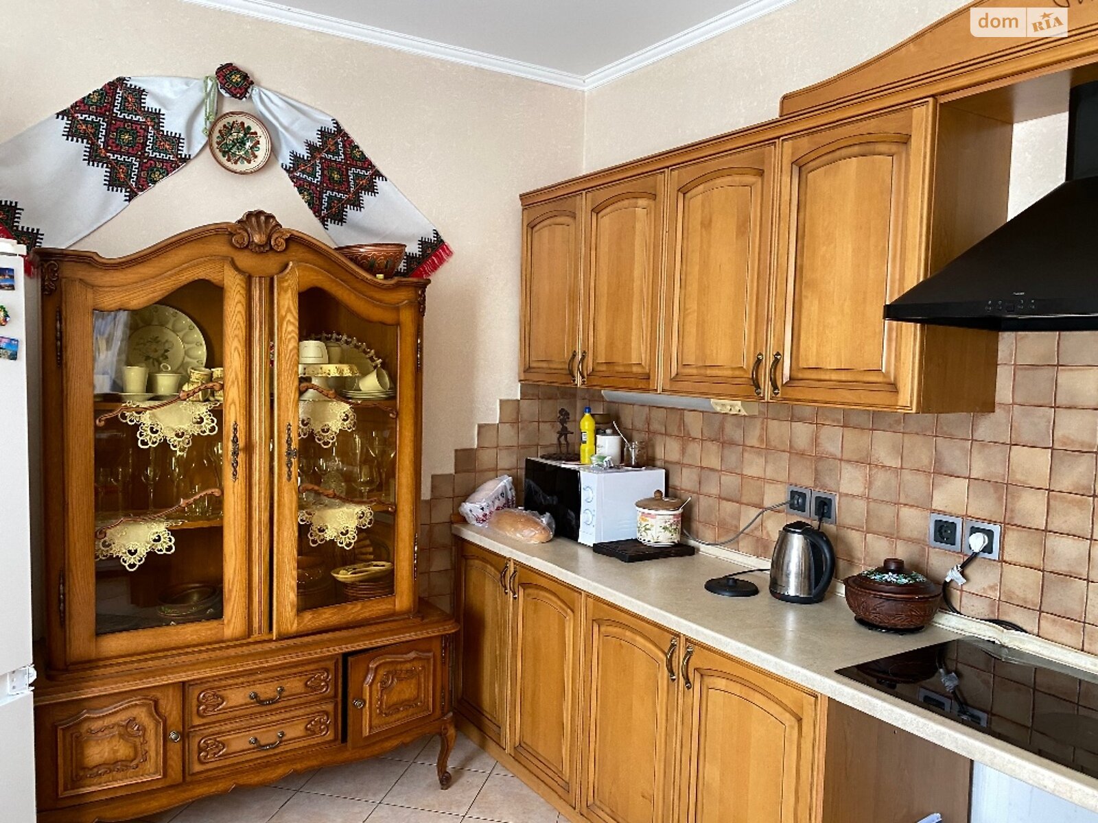 двухэтажный дом с верандой, 220 кв. м, кирпич. Продажа в Рогатине район Рогатин фото 1 двухэтажный дом с верандой, 220 кв. м, кирпич. Продажа в Рогатине район Рогатин фото 1