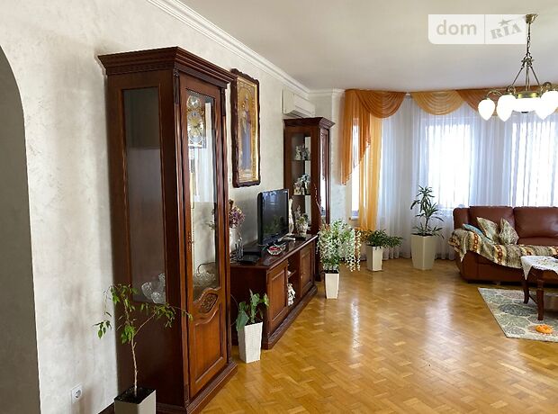 двухэтажный дом с камином, 220 кв. м, кирпич. Продажа в Рогатине район Рогатин фото 1 двухэтажный дом с камином, 220 кв. м, кирпич. Продажа в Рогатине район Рогатин фото 1