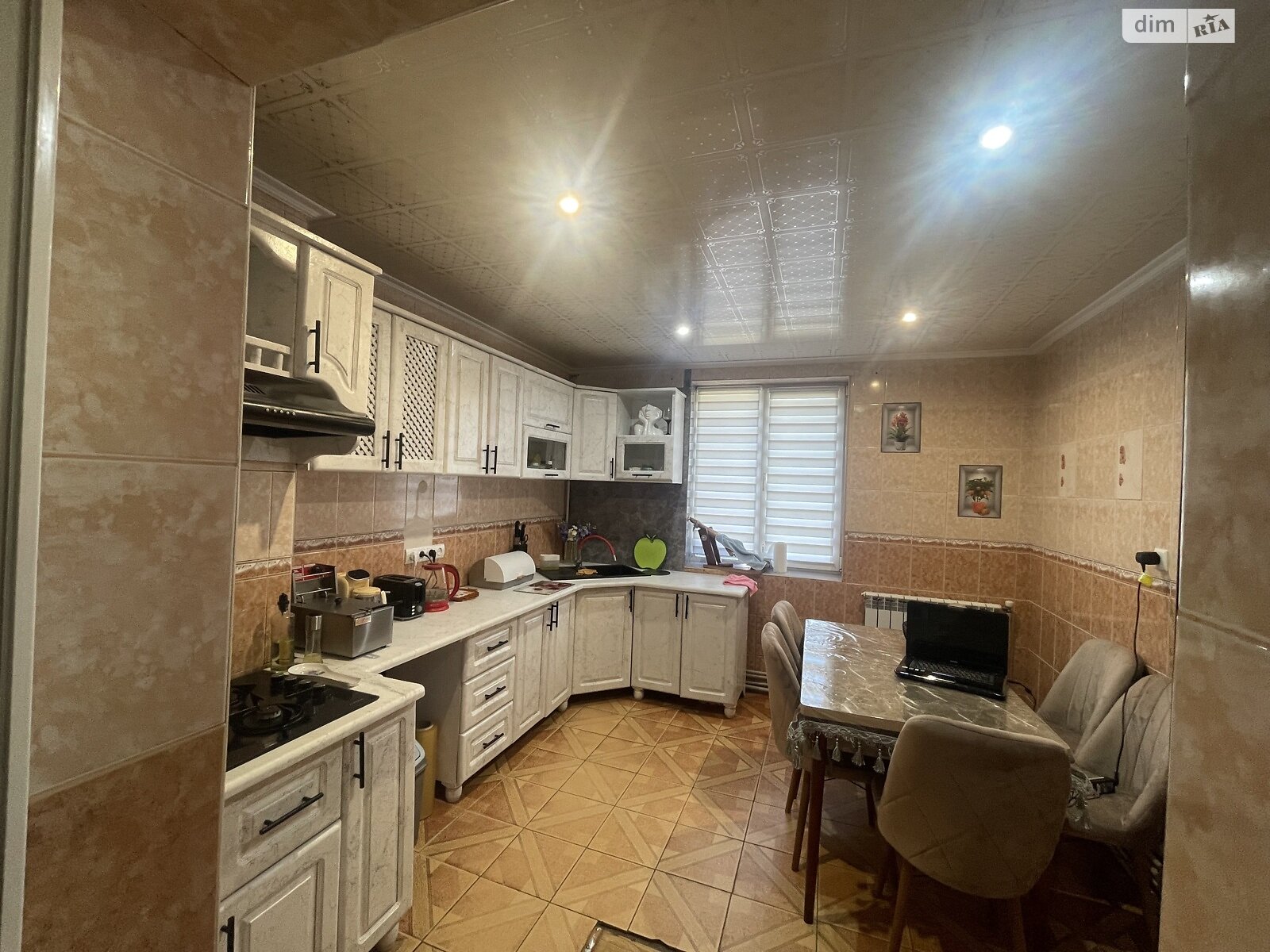 двоповерховий будинок, 500 кв. м, кирпич. Продаж у Якубовому фото 1 двоповерховий будинок, 500 кв. м, кирпич. Продаж у Якубовому фото 1