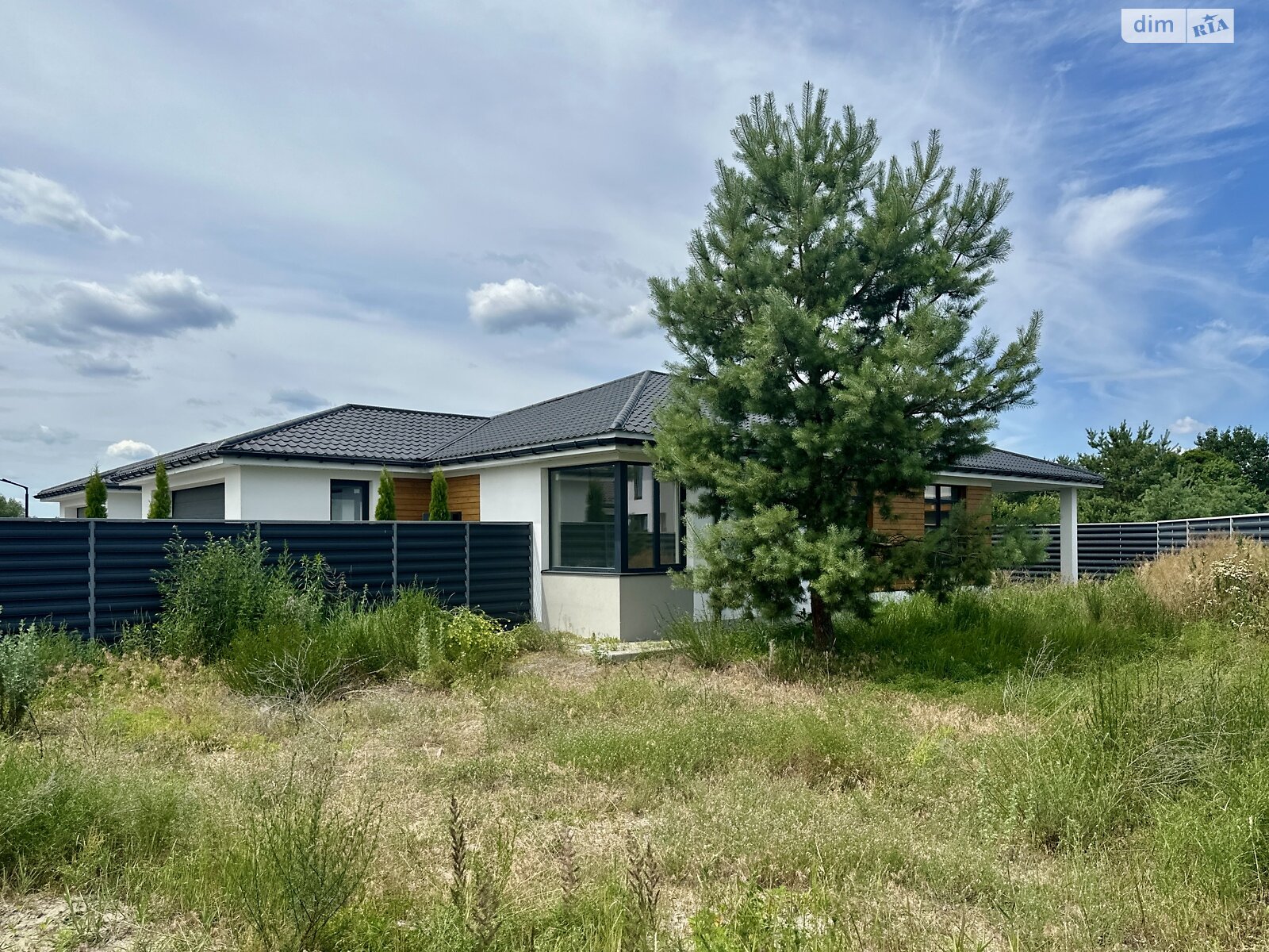 одноповерховий будинок з гаражем, 176.2 кв. м, цегла. Продаж у Рожнах фото 1 одноповерховий будинок з гаражем, 176.2 кв. м, цегла. Продаж у Рожнах фото 1