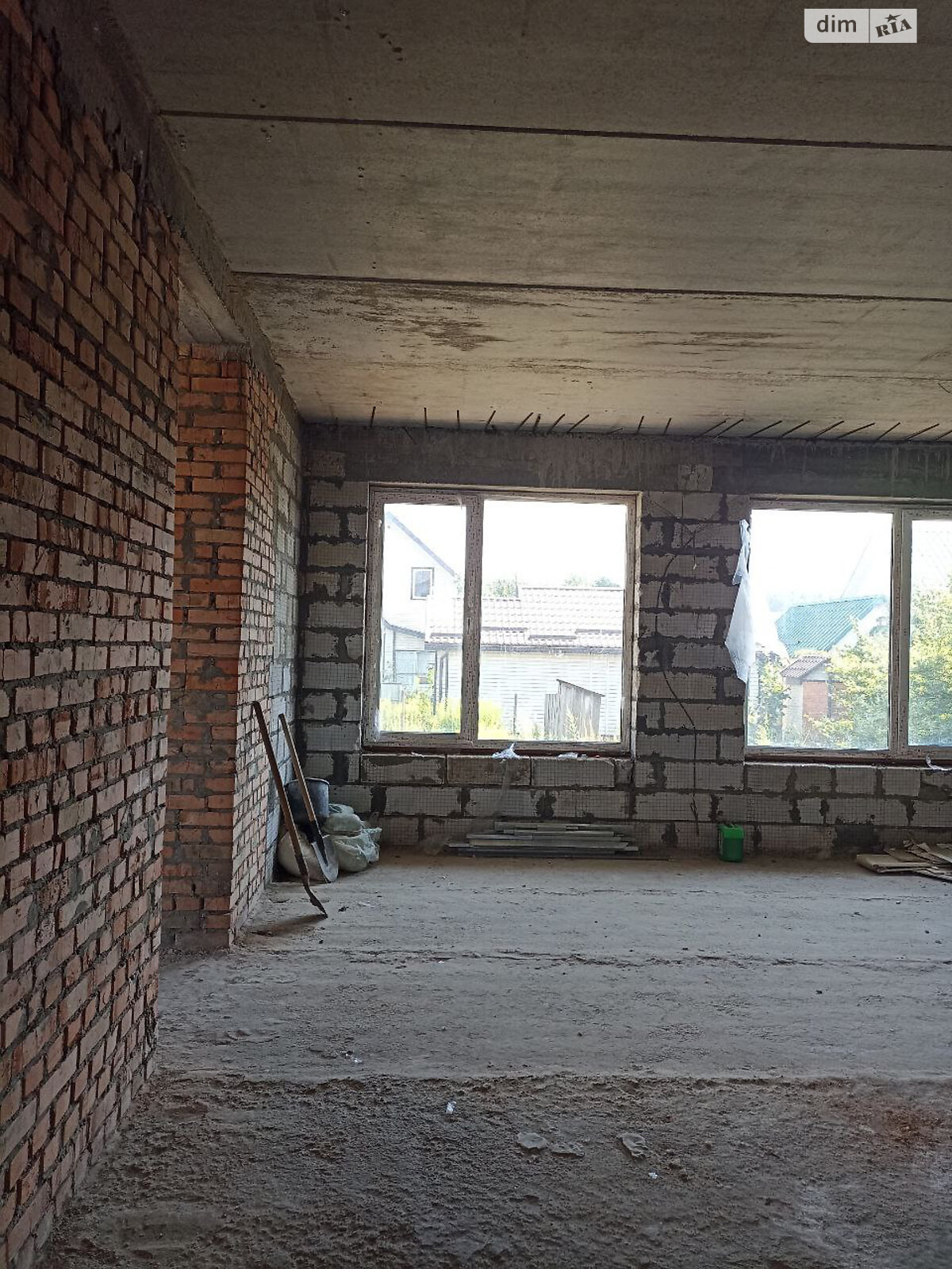 трехэтажный дом с верандой, 346 кв. м, блочно-кирпичный. Продажа в Рожнах фото 1 трехэтажный дом с верандой, 346 кв. м, блочно-кирпичный. Продажа в Рожнах фото 1