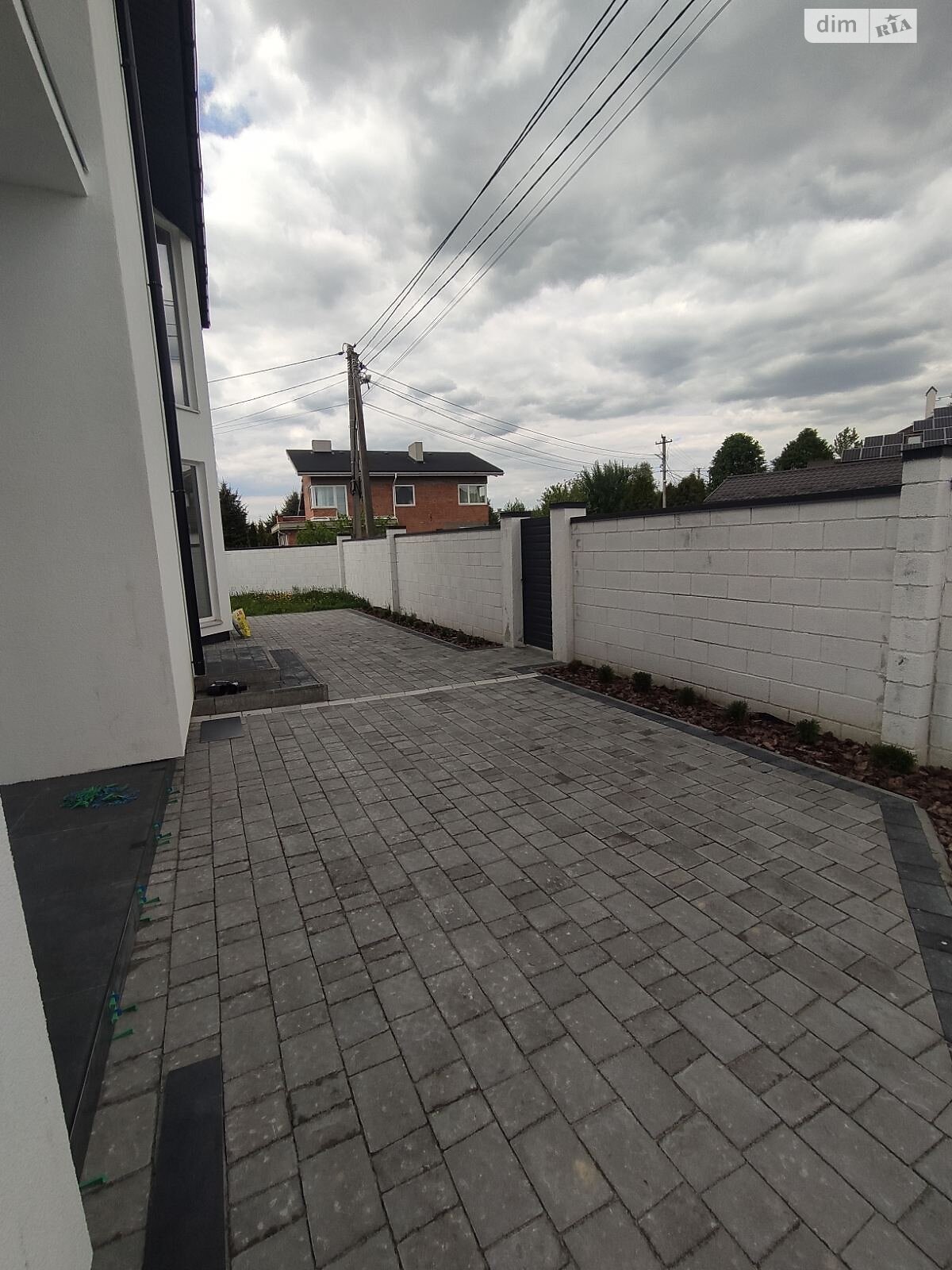 двухэтажный дом с гаражом, 156.8 кв. м, кирпич. Продажа в Рокитном район Центр фото 1 двухэтажный дом с гаражом, 156.8 кв. м, кирпич. Продажа в Рокитном район Центр фото 1