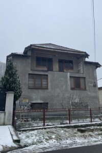 триповерховий будинок з ремонтом, 500 кв. м, шлакоблок. Продаж у Рокосове фото 2