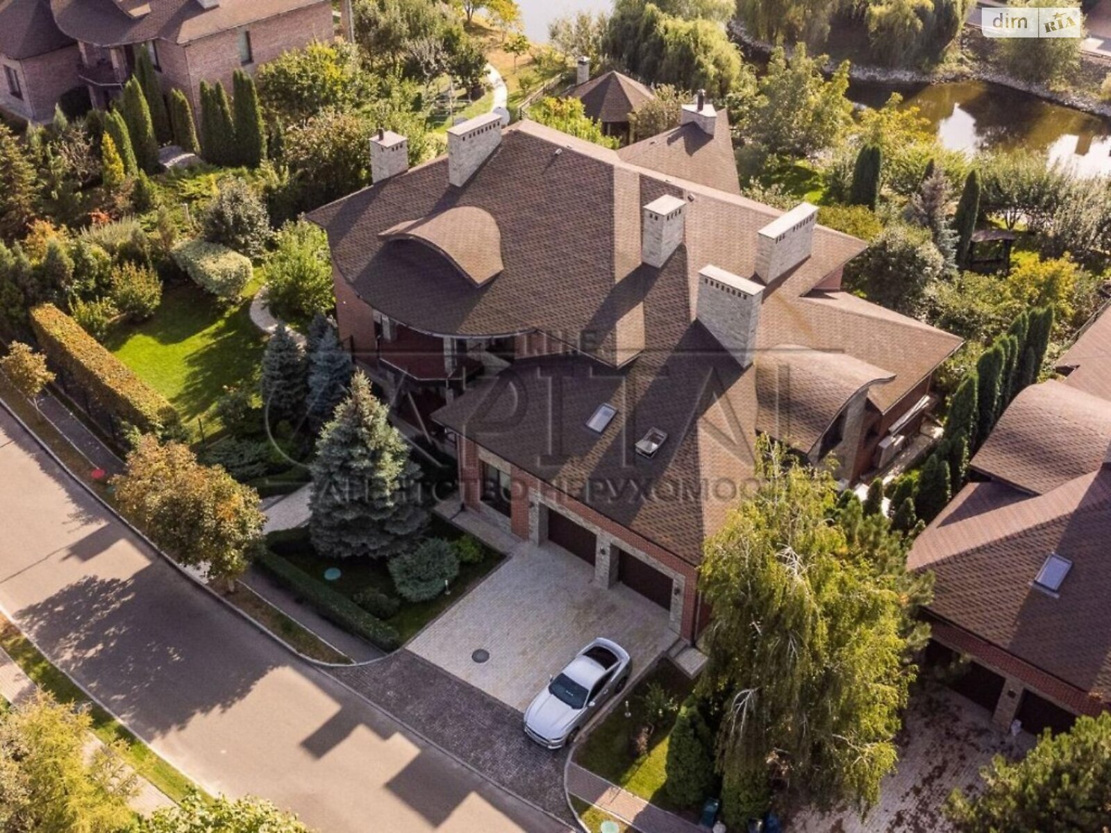 двухэтажный дом, 623 кв. м, кирпич. Продажа в Романкове фото 1 двухэтажный дом, 623 кв. м, кирпич. Продажа в Романкове фото 1
