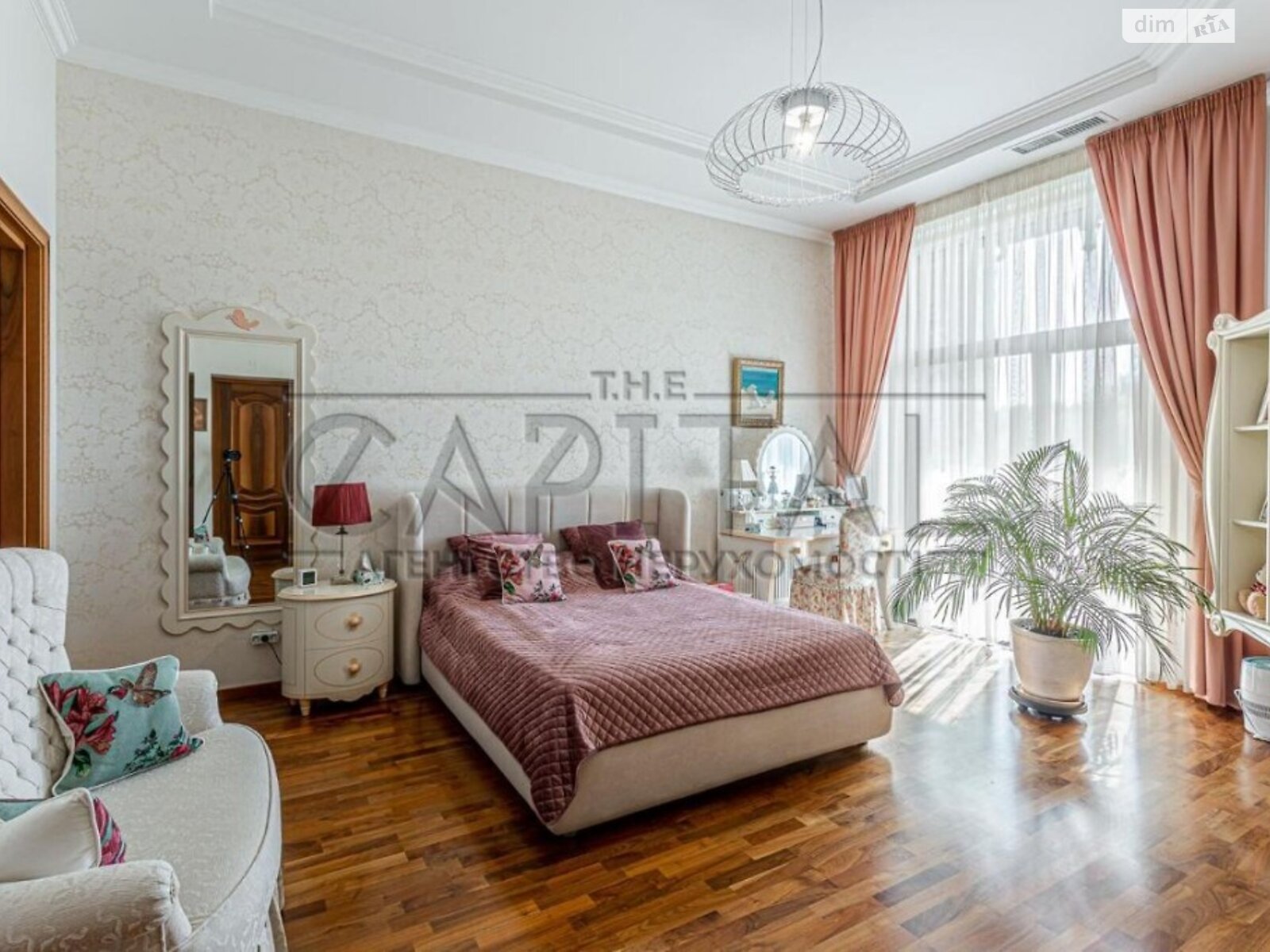 двухэтажный дом, 623 кв. м, кирпич. Продажа в Романкове фото 1 двухэтажный дом, 623 кв. м, кирпич. Продажа в Романкове фото 1