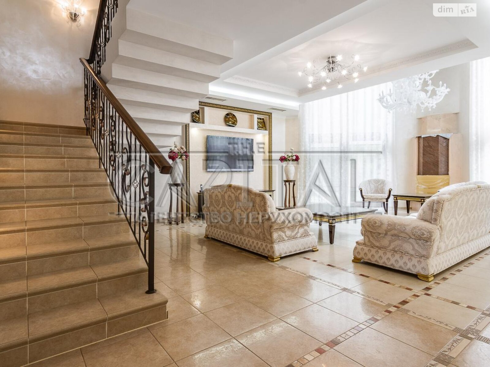двоповерховий будинок бесідка, 430 кв. м, цегла. Продаж у Романкові фото 1 двоповерховий будинок бесідка, 430 кв. м, цегла. Продаж у Романкові фото 1