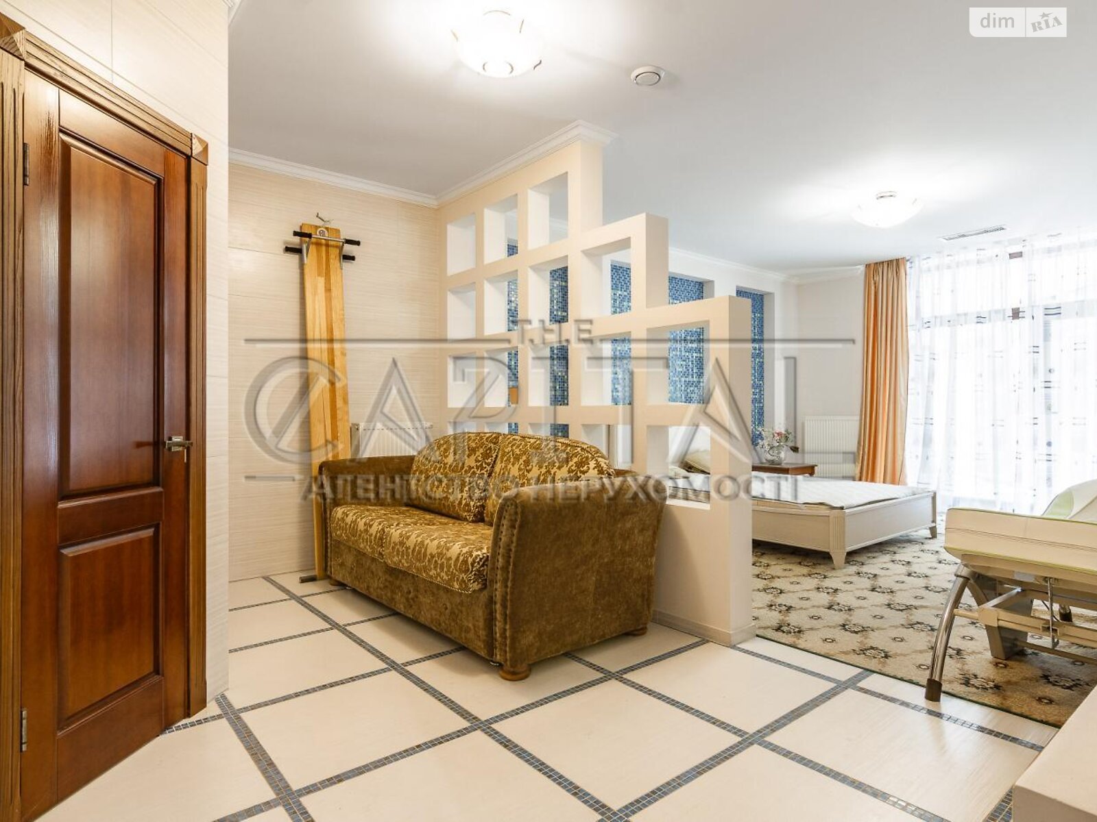 двоповерховий будинок бесідка, 430 кв. м, цегла. Продаж у Романкові фото 1 двоповерховий будинок бесідка, 430 кв. м, цегла. Продаж у Романкові фото 1