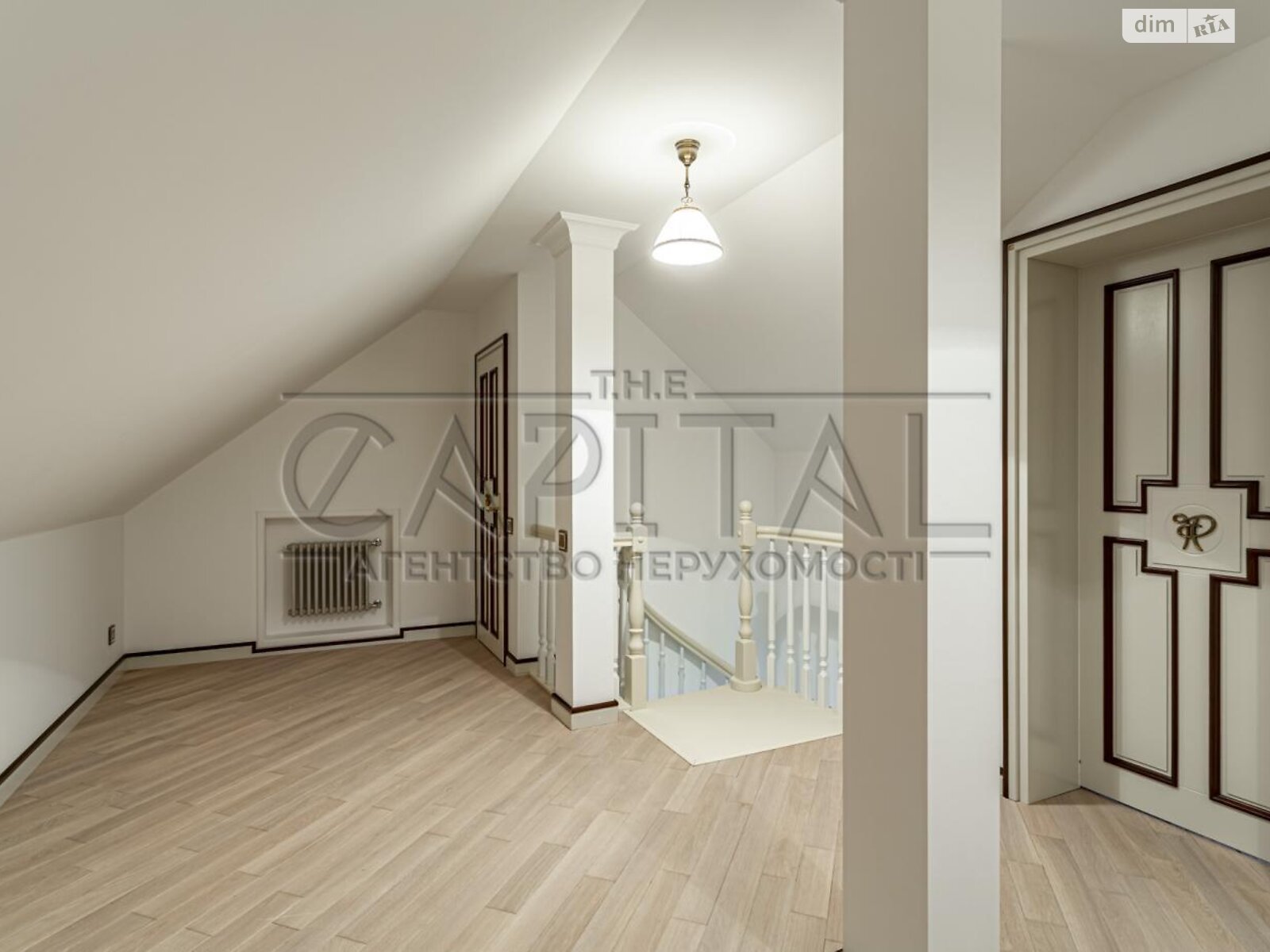 двухэтажный дом с мансардой, 820 кв. м, кирпич. Продажа в Романкове фото 1 двухэтажный дом с мансардой, 820 кв. м, кирпич. Продажа в Романкове фото 1