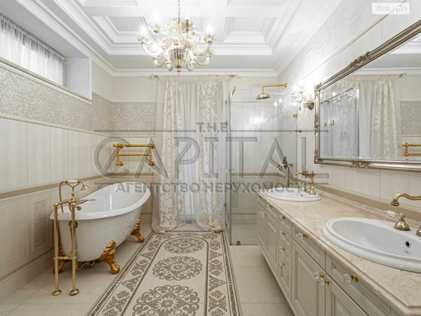 двухэтажный дом с мансардой, 820 кв. м, кирпич. Продажа в Романкове фото 1 двухэтажный дом с мансардой, 820 кв. м, кирпич. Продажа в Романкове фото 1