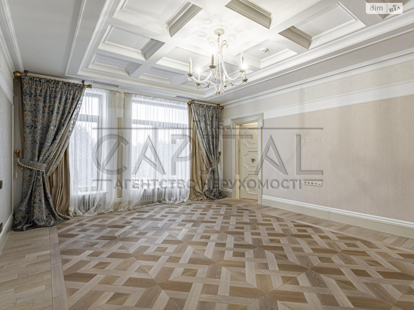двухэтажный дом с мансардой, 820 кв. м, кирпич. Продажа в Романкове фото 1 двухэтажный дом с мансардой, 820 кв. м, кирпич. Продажа в Романкове фото 1