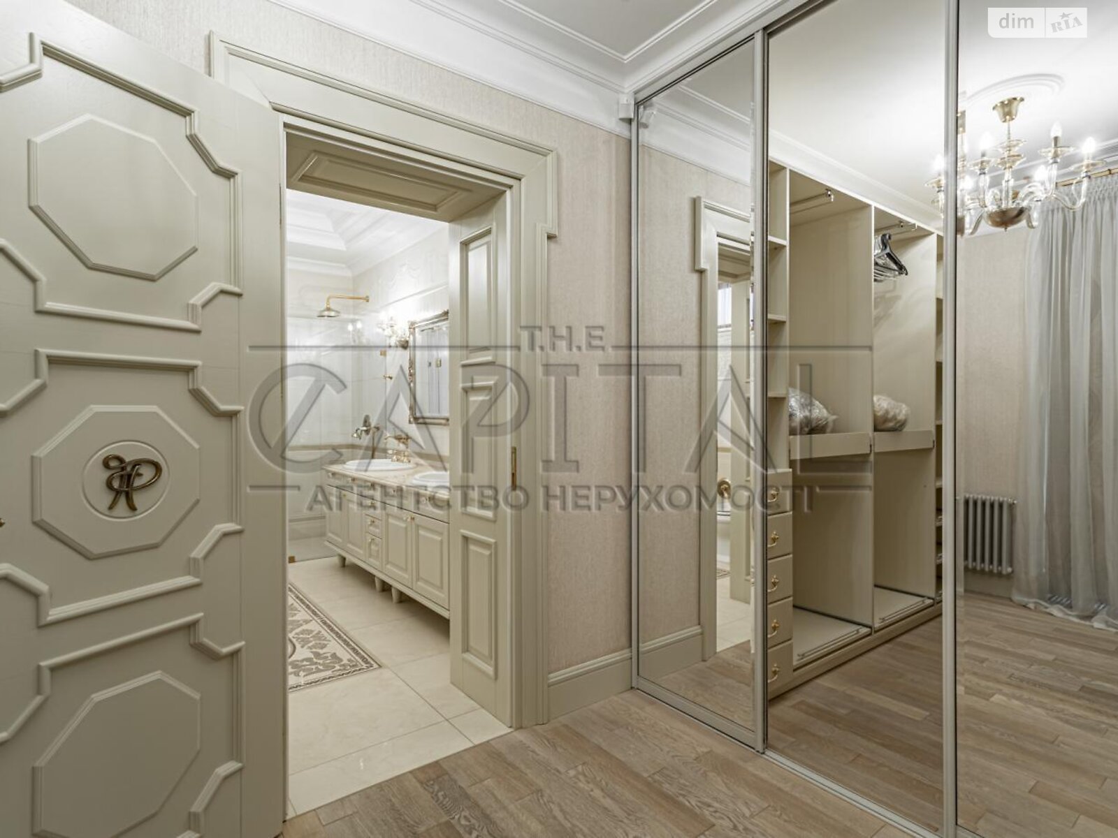 двухэтажный дом с мансардой, 820 кв. м, кирпич. Продажа в Романкове фото 1 двухэтажный дом с мансардой, 820 кв. м, кирпич. Продажа в Романкове фото 1