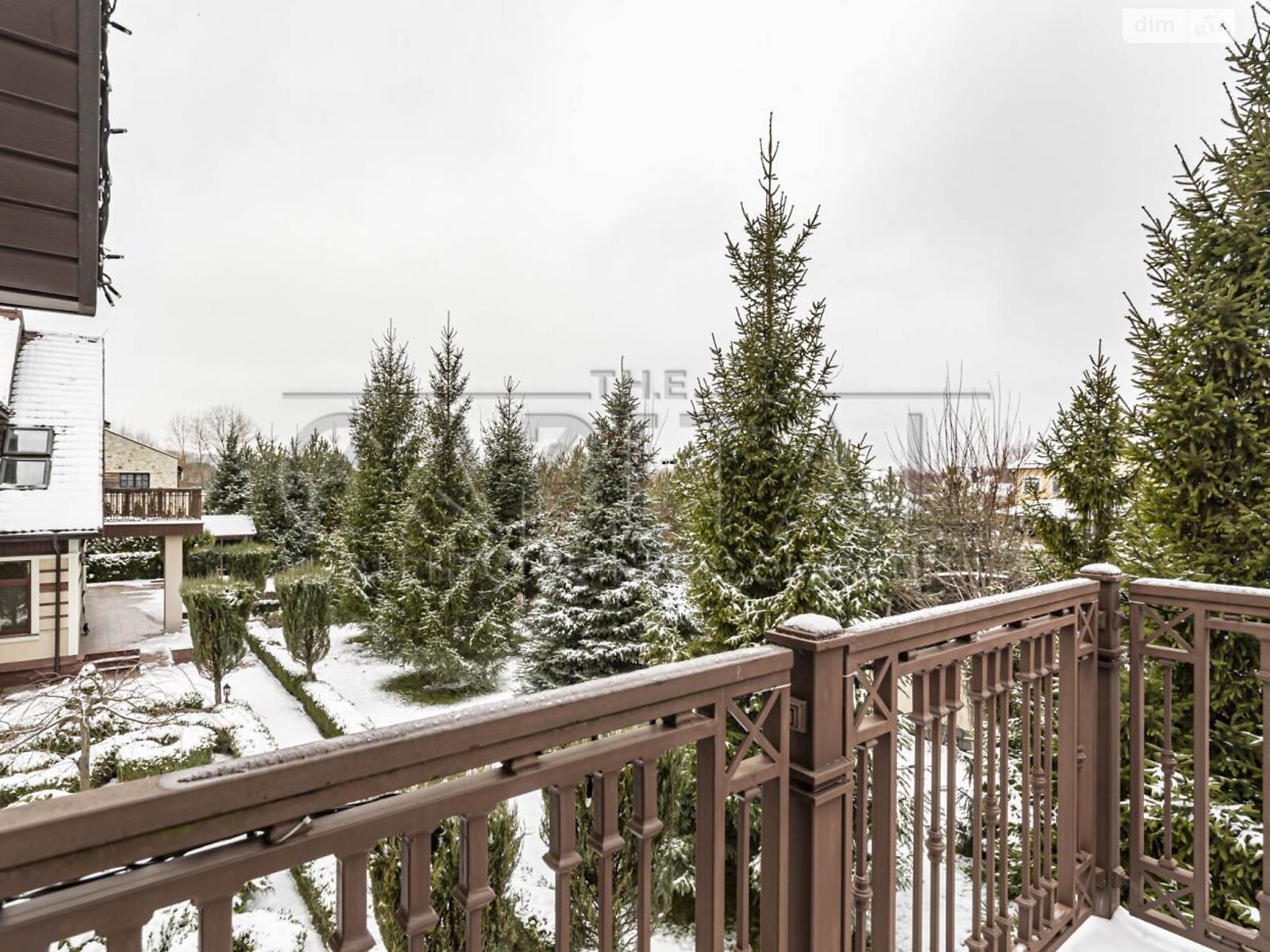 двухэтажный дом с мансардой, 820 кв. м, кирпич. Продажа в Романкове фото 1 двухэтажный дом с мансардой, 820 кв. м, кирпич. Продажа в Романкове фото 1