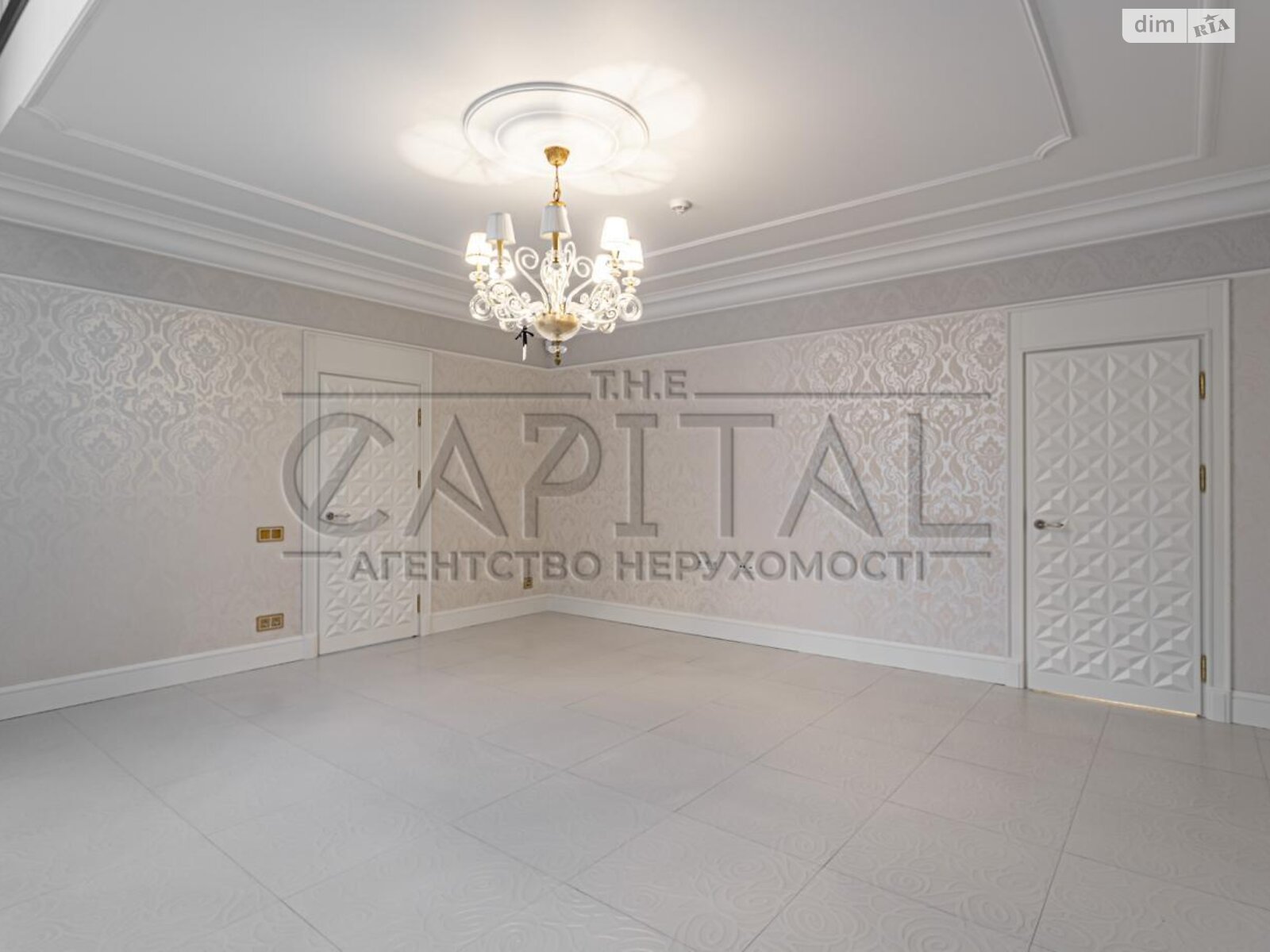 двухэтажный дом с мансардой, 820 кв. м, кирпич. Продажа в Романкове фото 1 двухэтажный дом с мансардой, 820 кв. м, кирпич. Продажа в Романкове фото 1