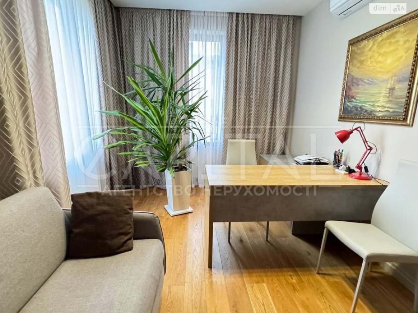 двухэтажный дом с отоплением, 290 кв. м, кирпич. Продажа в Романкове фото 1 двухэтажный дом с отоплением, 290 кв. м, кирпич. Продажа в Романкове фото 1