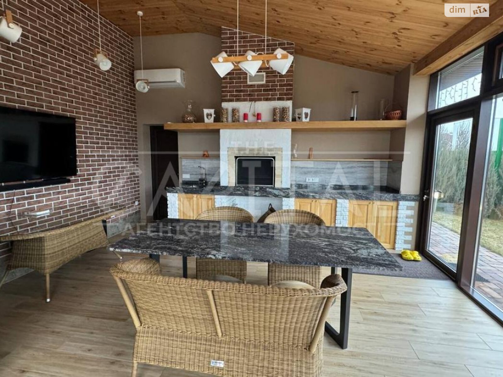 двухэтажный дом с отоплением, 290 кв. м, кирпич. Продажа в Романкове фото 1 двухэтажный дом с отоплением, 290 кв. м, кирпич. Продажа в Романкове фото 1