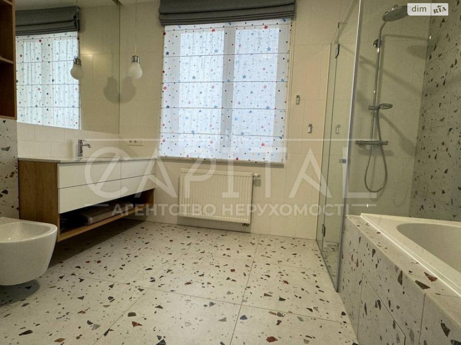 двухэтажный дом с отоплением, 290 кв. м, кирпич. Продажа в Романкове фото 1 двухэтажный дом с отоплением, 290 кв. м, кирпич. Продажа в Романкове фото 1