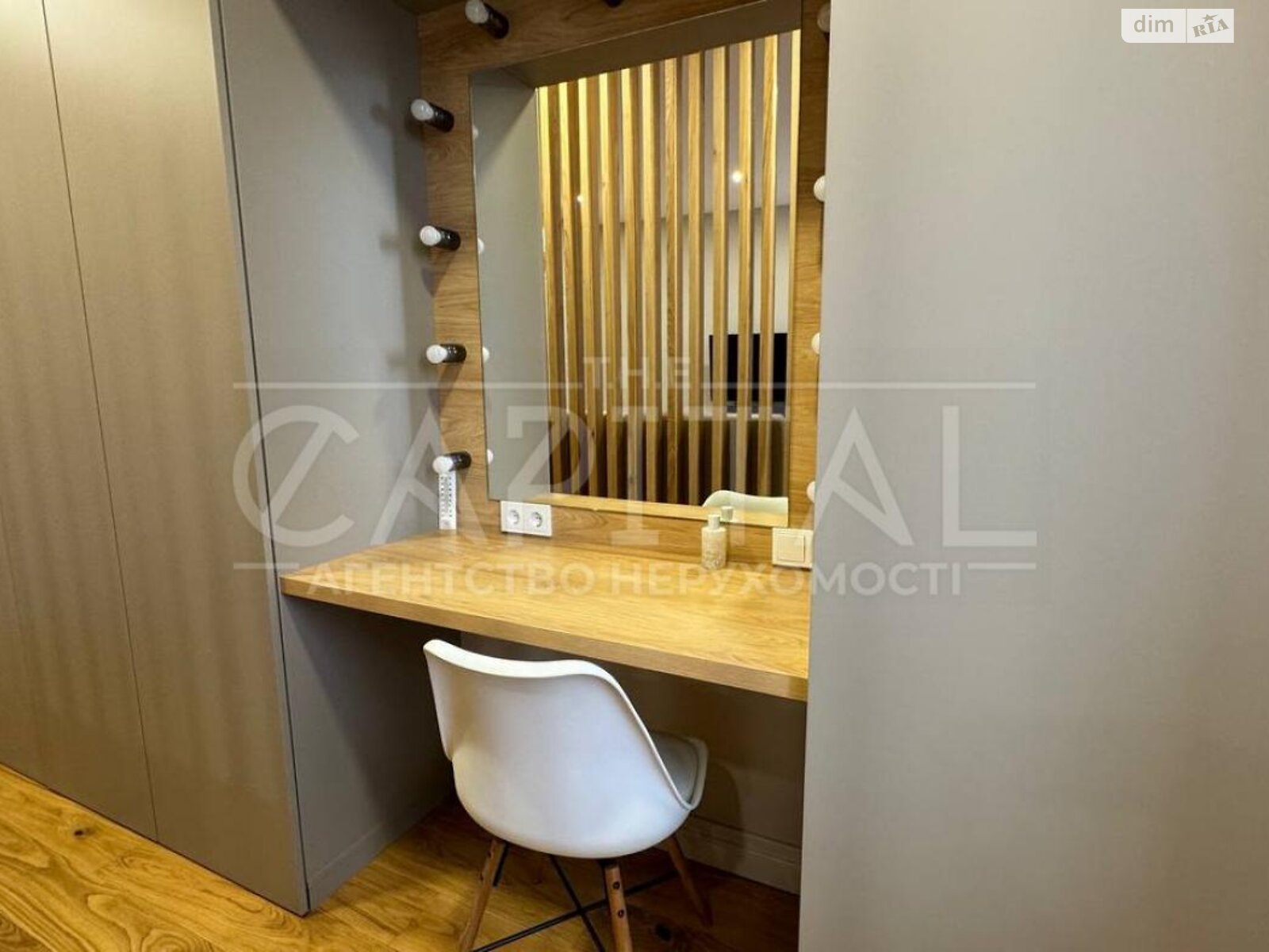 двухэтажный дом с отоплением, 290 кв. м, кирпич. Продажа в Романкове фото 1 двухэтажный дом с отоплением, 290 кв. м, кирпич. Продажа в Романкове фото 1