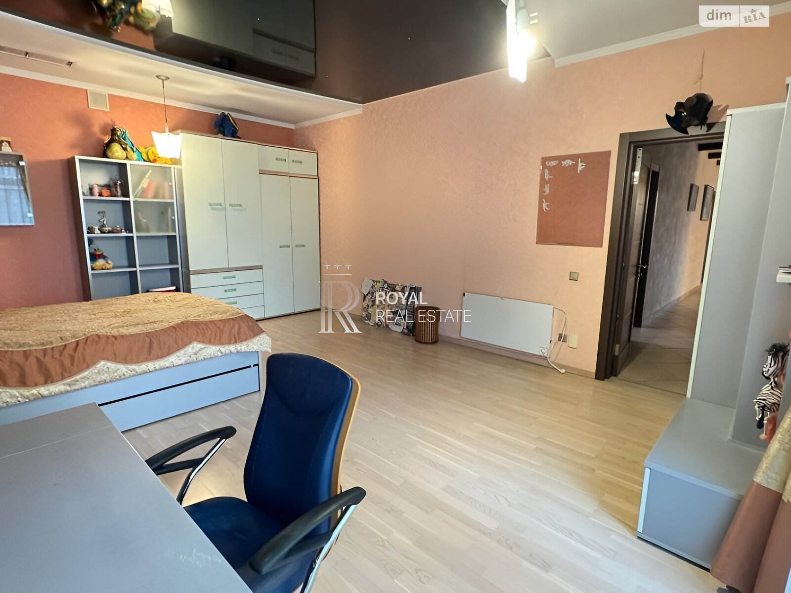 двухэтажный дом с мебелью, 441 кв. м, кирпич. Продажа в Романкове фото 1 двухэтажный дом с мебелью, 441 кв. м, кирпич. Продажа в Романкове фото 1