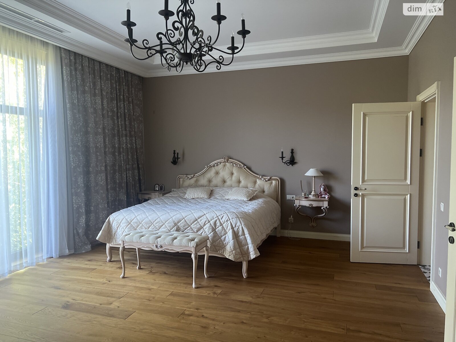 двухэтажный дом, 550 кв. м, кирпич. Продажа в Романкове фото 1 двухэтажный дом, 550 кв. м, кирпич. Продажа в Романкове фото 1