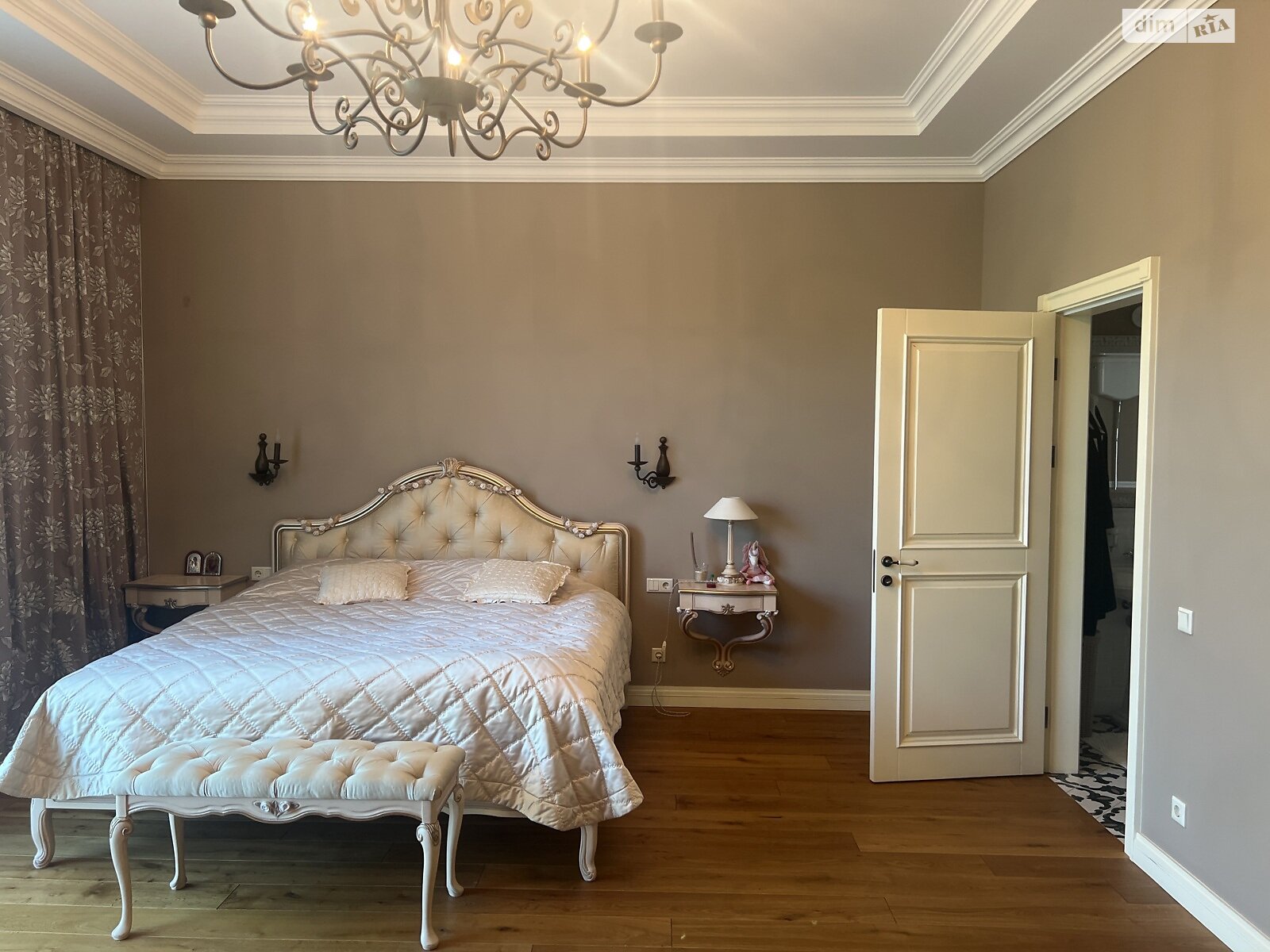 двухэтажный дом, 550 кв. м, кирпич. Продажа в Романкове фото 1 двухэтажный дом, 550 кв. м, кирпич. Продажа в Романкове фото 1