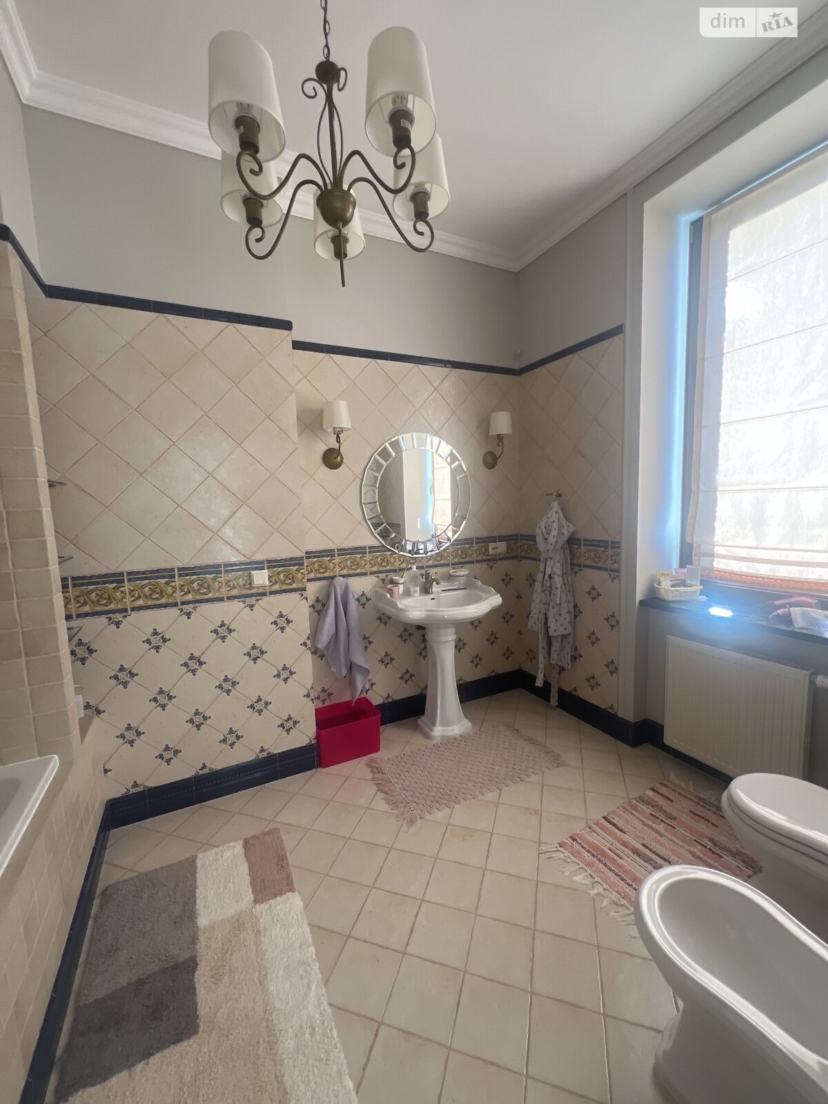 двухэтажный дом, 550 кв. м, кирпич. Продажа в Романкове фото 1 двухэтажный дом, 550 кв. м, кирпич. Продажа в Романкове фото 1