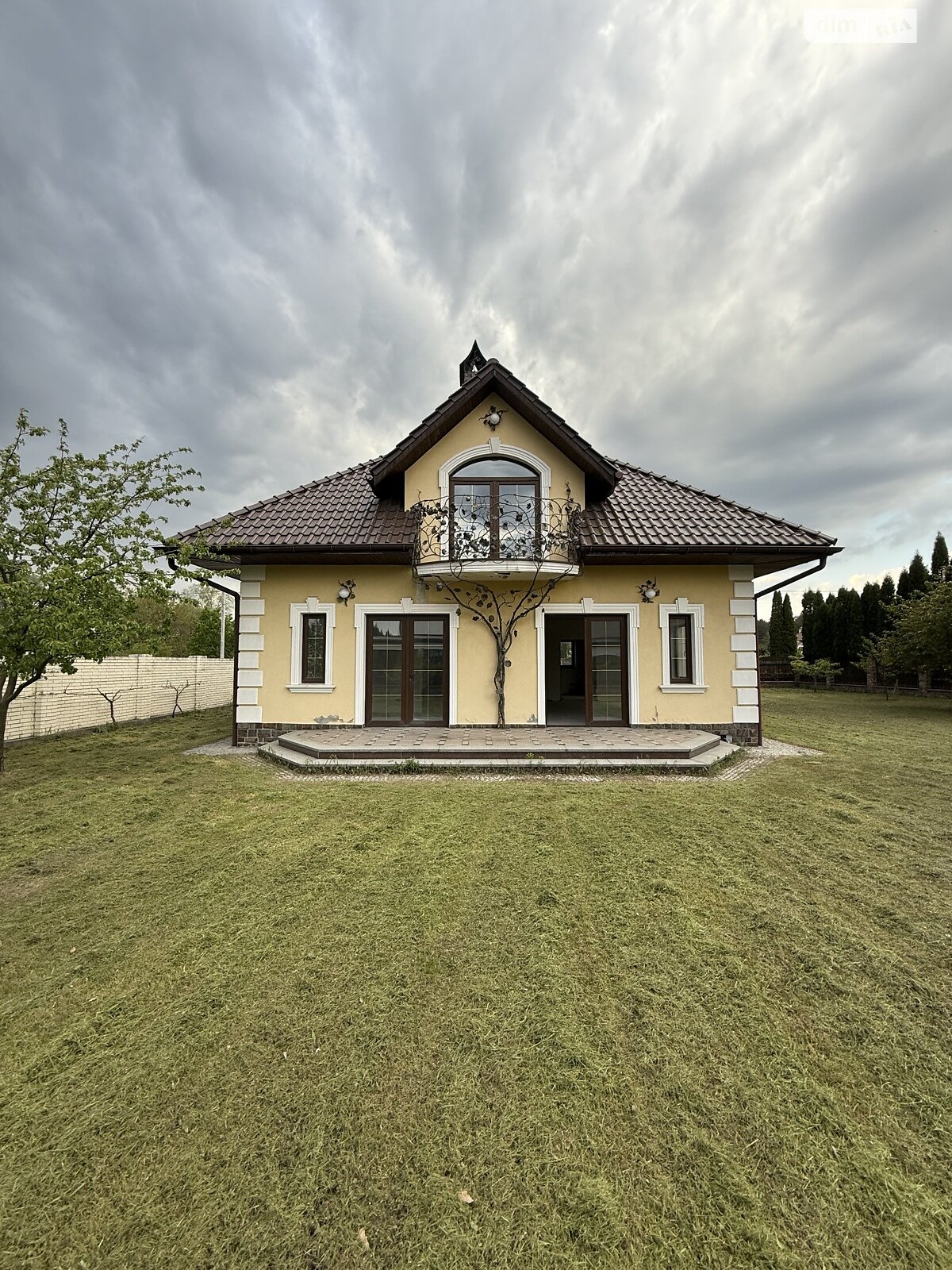двоповерховий будинок, 320 кв. м, цегла. Продаж у Романкові фото 1 двоповерховий будинок, 320 кв. м, цегла. Продаж у Романкові фото 1