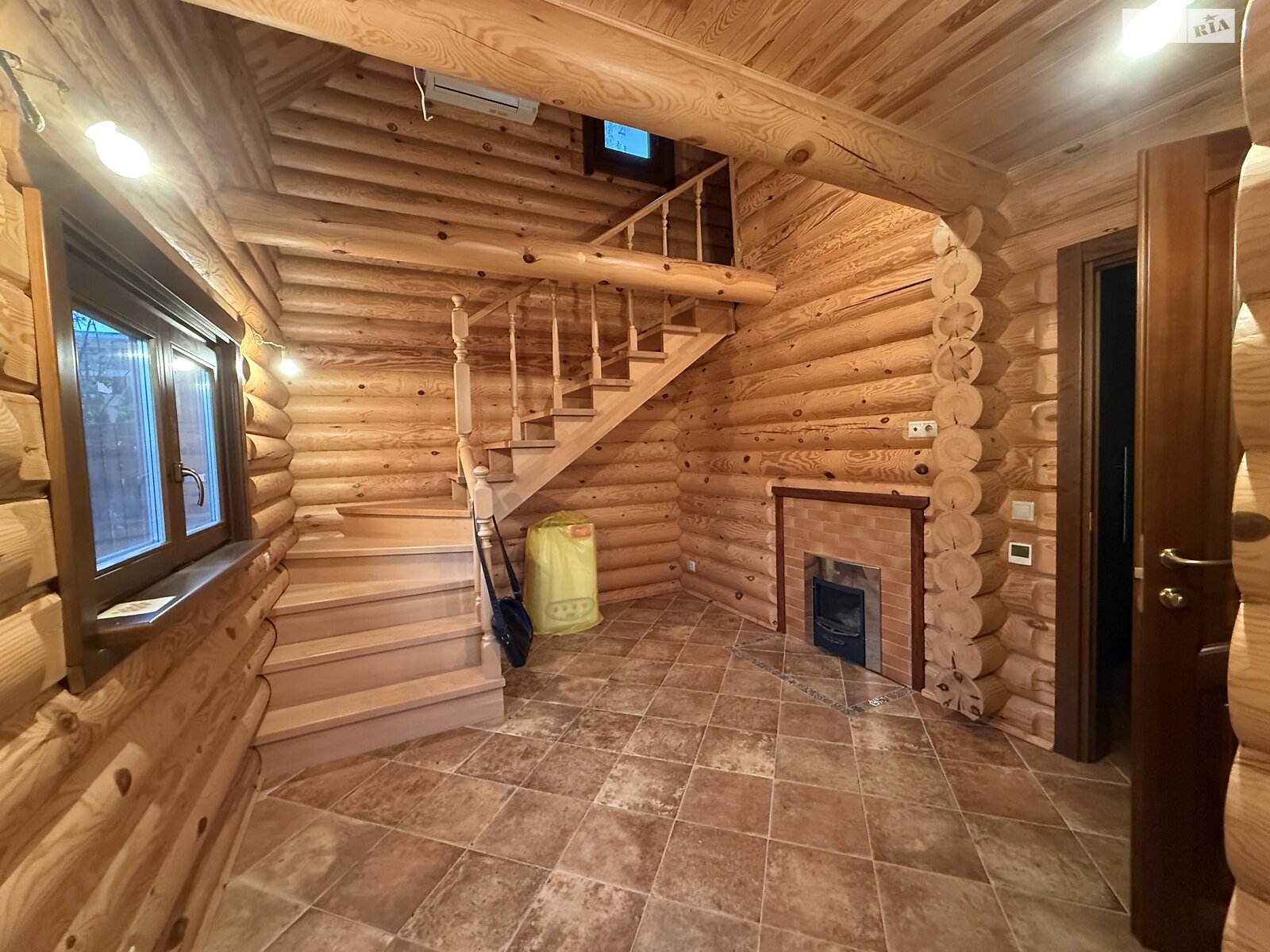 двоповерховий будинок, 320 кв. м, цегла. Продаж у Романкові фото 1 двоповерховий будинок, 320 кв. м, цегла. Продаж у Романкові фото 1