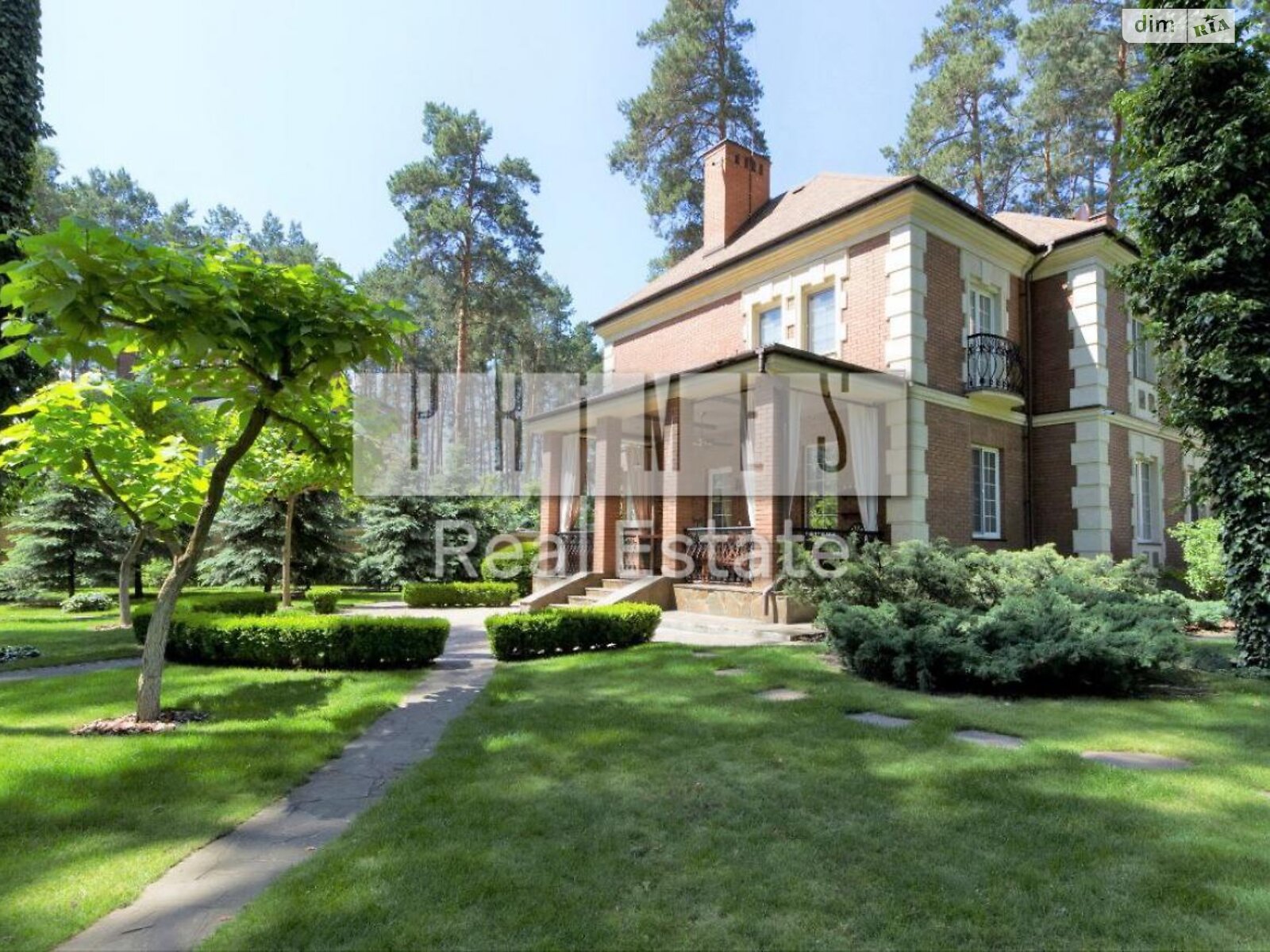 двоповерховий будинок з гаражем, 360 кв. м, цегла. Продаж у Романкові фото 1 двоповерховий будинок з гаражем, 360 кв. м, цегла. Продаж у Романкові фото 1