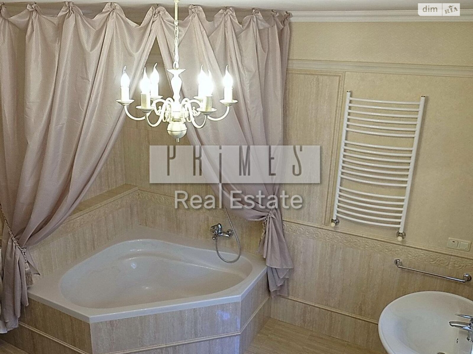 двоповерховий будинок з гаражем, 360 кв. м, цегла. Продаж у Романкові фото 1 двоповерховий будинок з гаражем, 360 кв. м, цегла. Продаж у Романкові фото 1