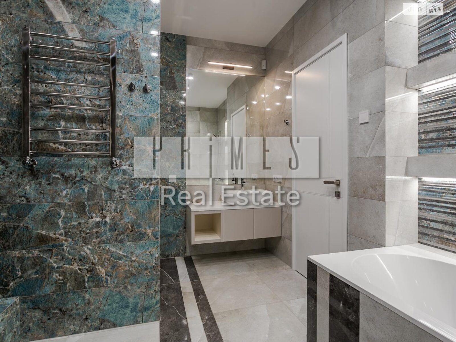 одноповерховий будинок з ремонтом, 212.2 кв. м, цегла. Продаж у Романкові фото 1 одноповерховий будинок з ремонтом, 212.2 кв. м, цегла. Продаж у Романкові фото 1