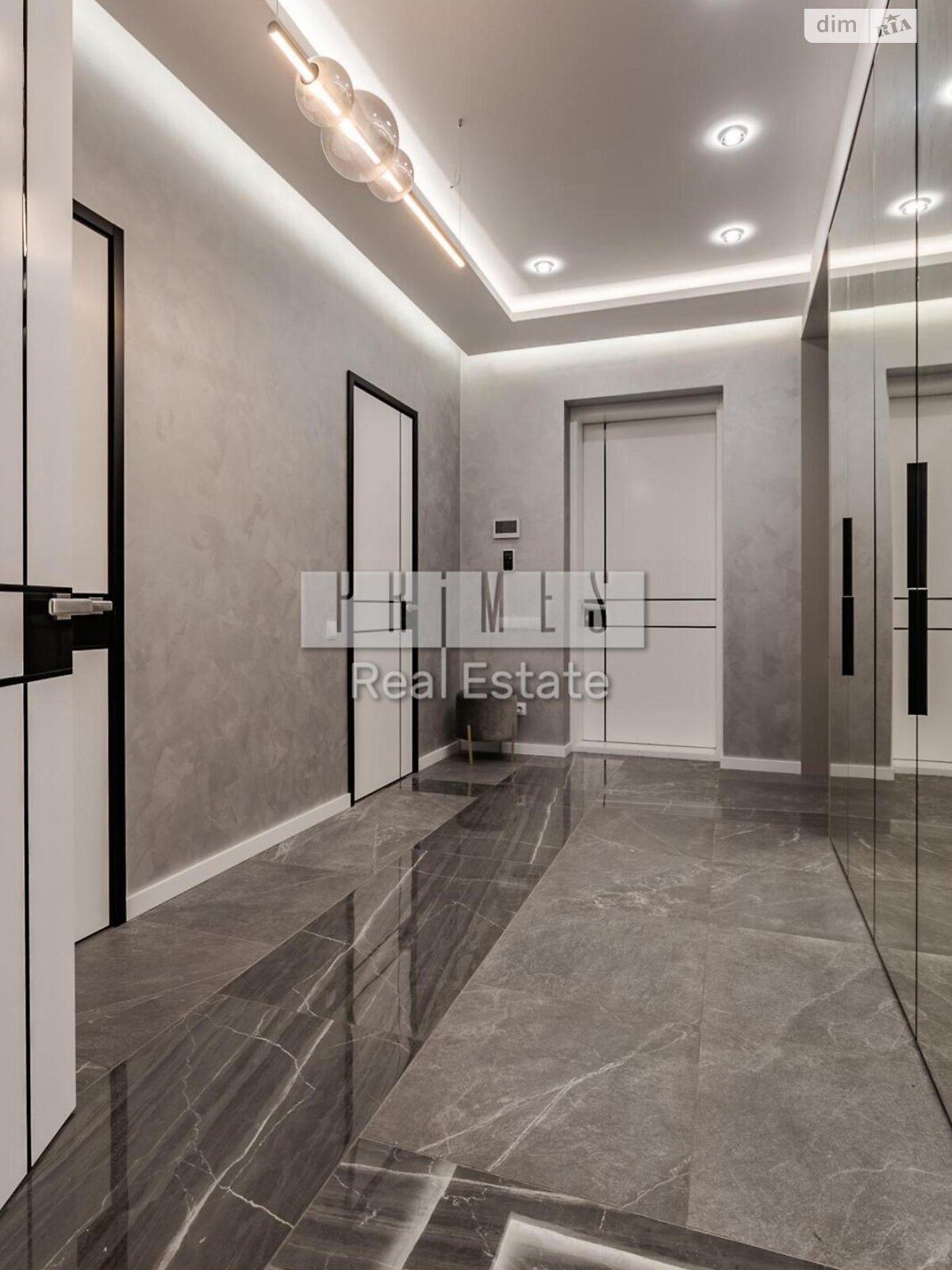одноповерховий будинок з ремонтом, 212.2 кв. м, цегла. Продаж у Романкові фото 1 одноповерховий будинок з ремонтом, 212.2 кв. м, цегла. Продаж у Романкові фото 1