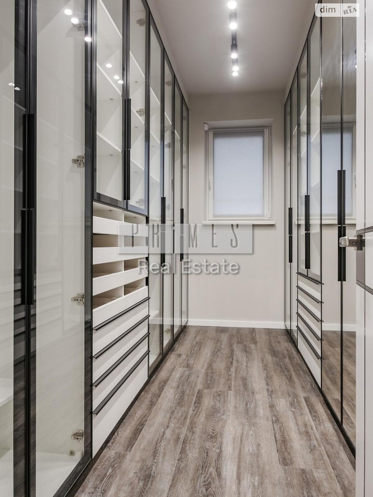 одноповерховий будинок з ремонтом, 212.2 кв. м, цегла. Продаж у Романкові фото 1 одноповерховий будинок з ремонтом, 212.2 кв. м, цегла. Продаж у Романкові фото 1