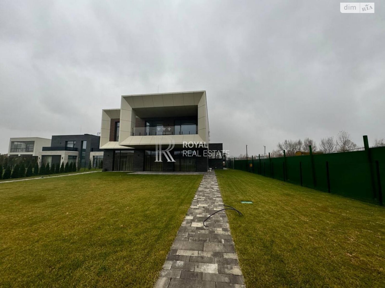 двоповерховий будинок з верандою, 400 кв. м, кирпич. Продаж у Романкові фото 1 двоповерховий будинок з верандою, 400 кв. м, кирпич. Продаж у Романкові фото 1