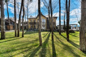 двухэтажный дом с балконом, 750 кв. м, кирпич. Продажа в Романкове фото 2