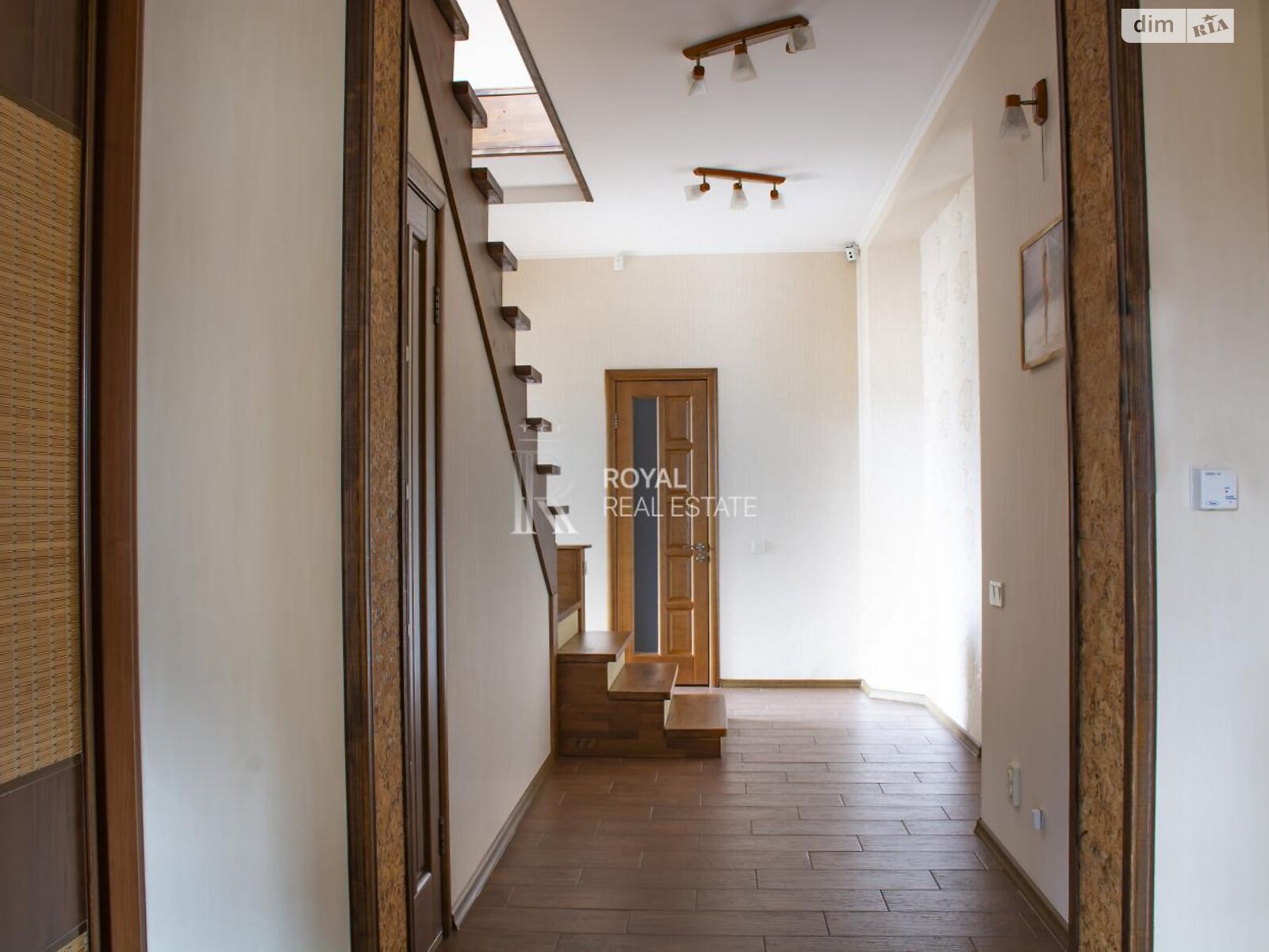 двухэтажный дом с верандой, 295 кв. м, кирпич. Продажа в Романкове фото 1 двухэтажный дом с верандой, 295 кв. м, кирпич. Продажа в Романкове фото 1