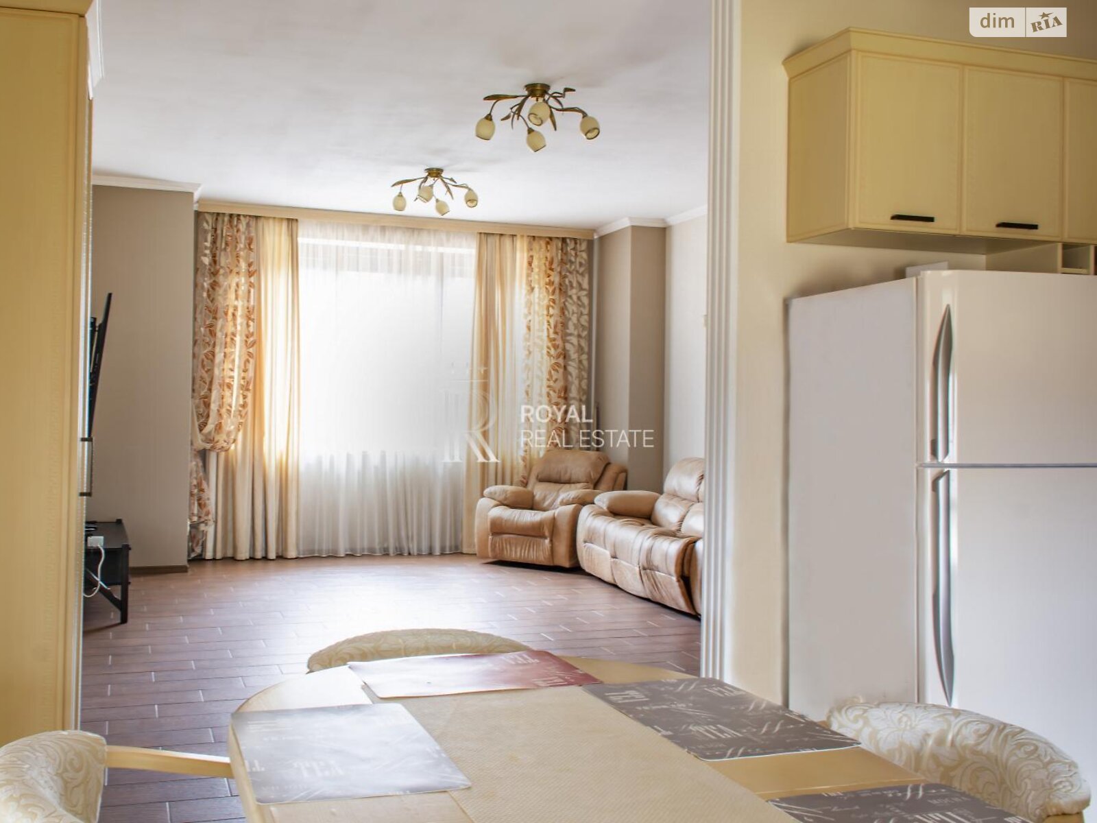 двухэтажный дом с верандой, 295 кв. м, кирпич. Продажа в Романкове фото 1 двухэтажный дом с верандой, 295 кв. м, кирпич. Продажа в Романкове фото 1