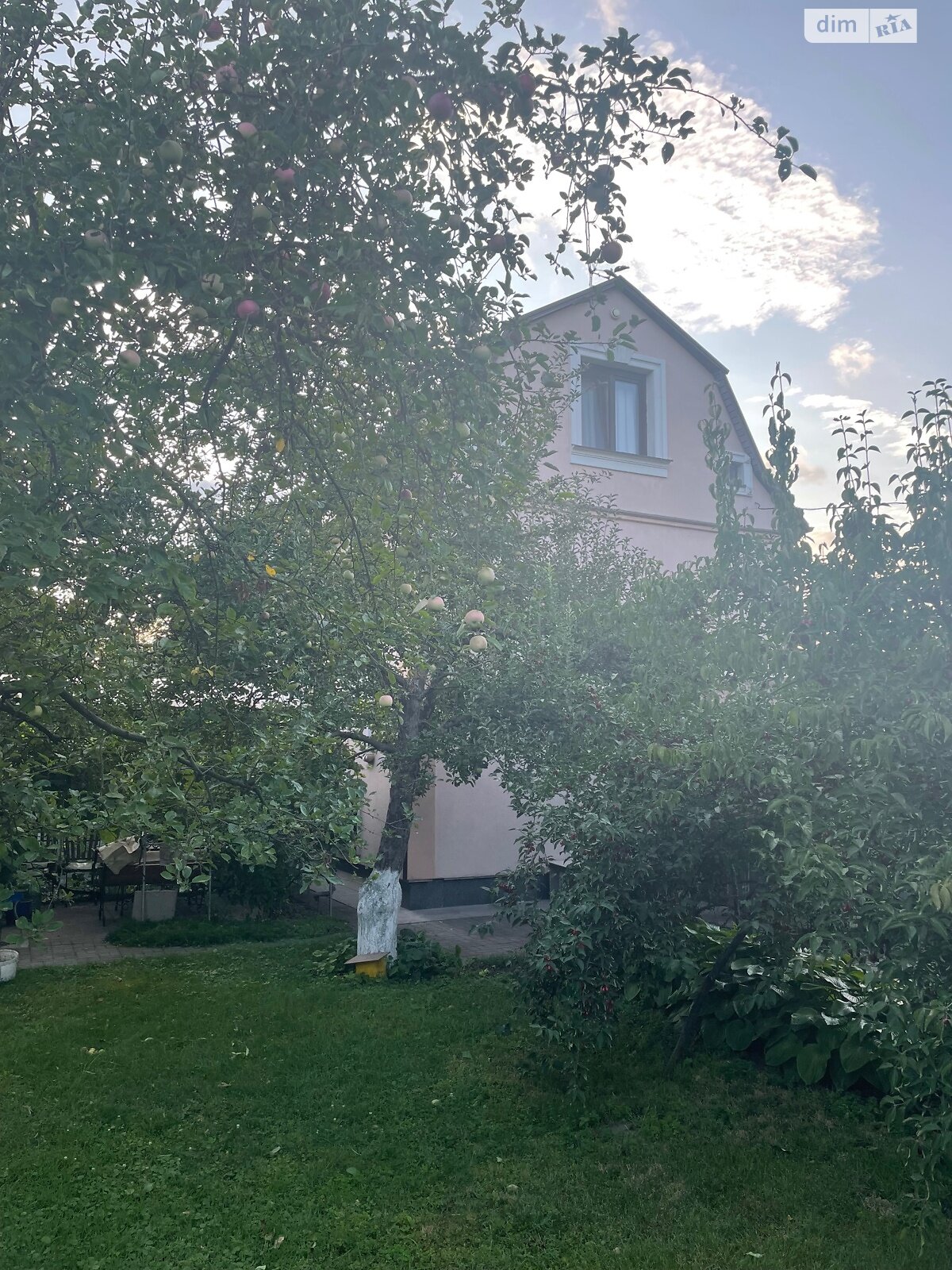 трехэтажный дом с мансардой, 97.7 кв. м, кирпич. Продажа в Романкове фото 1 трехэтажный дом с мансардой, 97.7 кв. м, кирпич. Продажа в Романкове фото 1