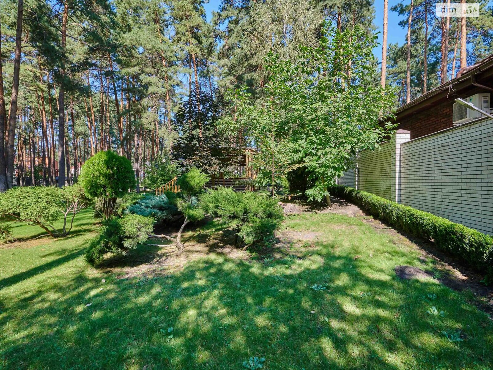 двухэтажный дом с гаражом, 700 кв. м, кирпич. Продажа в Романкове фото 1 двухэтажный дом с гаражом, 700 кв. м, кирпич. Продажа в Романкове фото 1