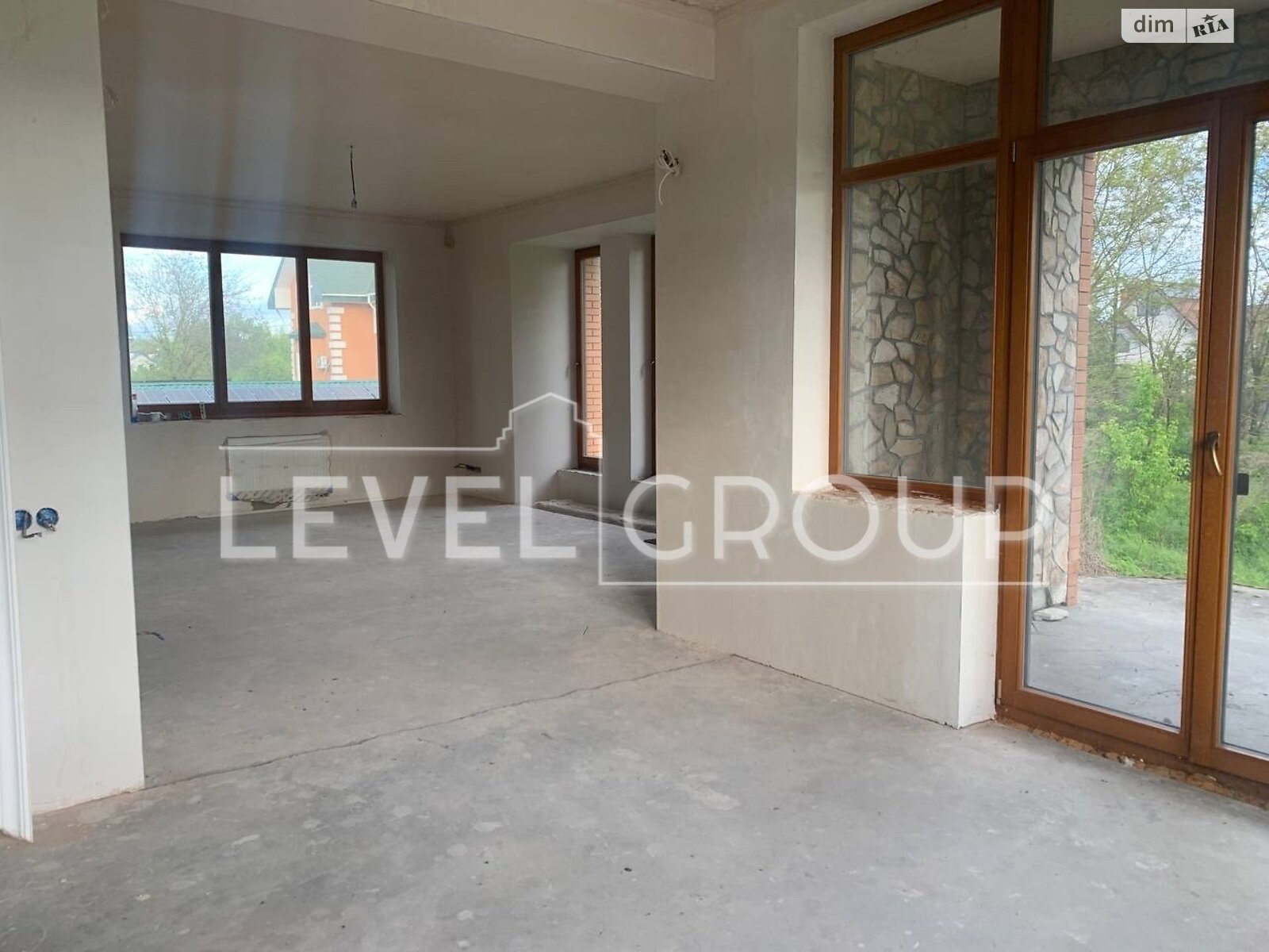 двоповерховий будинок з гаражем, 457 кв. м, цегла. Продаж у Романкові фото 1 двоповерховий будинок з гаражем, 457 кв. м, цегла. Продаж у Романкові фото 1