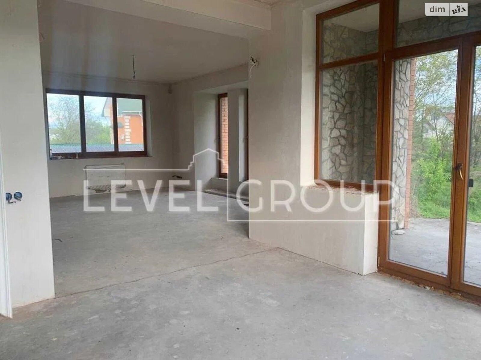 двоповерховий будинок з гаражем, 457 кв. м, цегла. Продаж у Романкові фото 1 двоповерховий будинок з гаражем, 457 кв. м, цегла. Продаж у Романкові фото 1