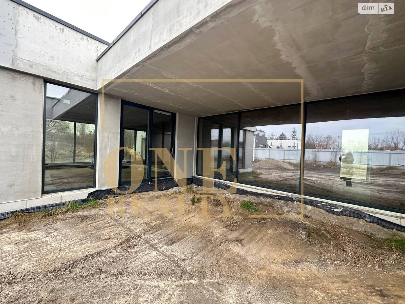 одноповерховий будинок з гаражем, 284 кв. м, газобетон. Продаж у Романкові фото 1