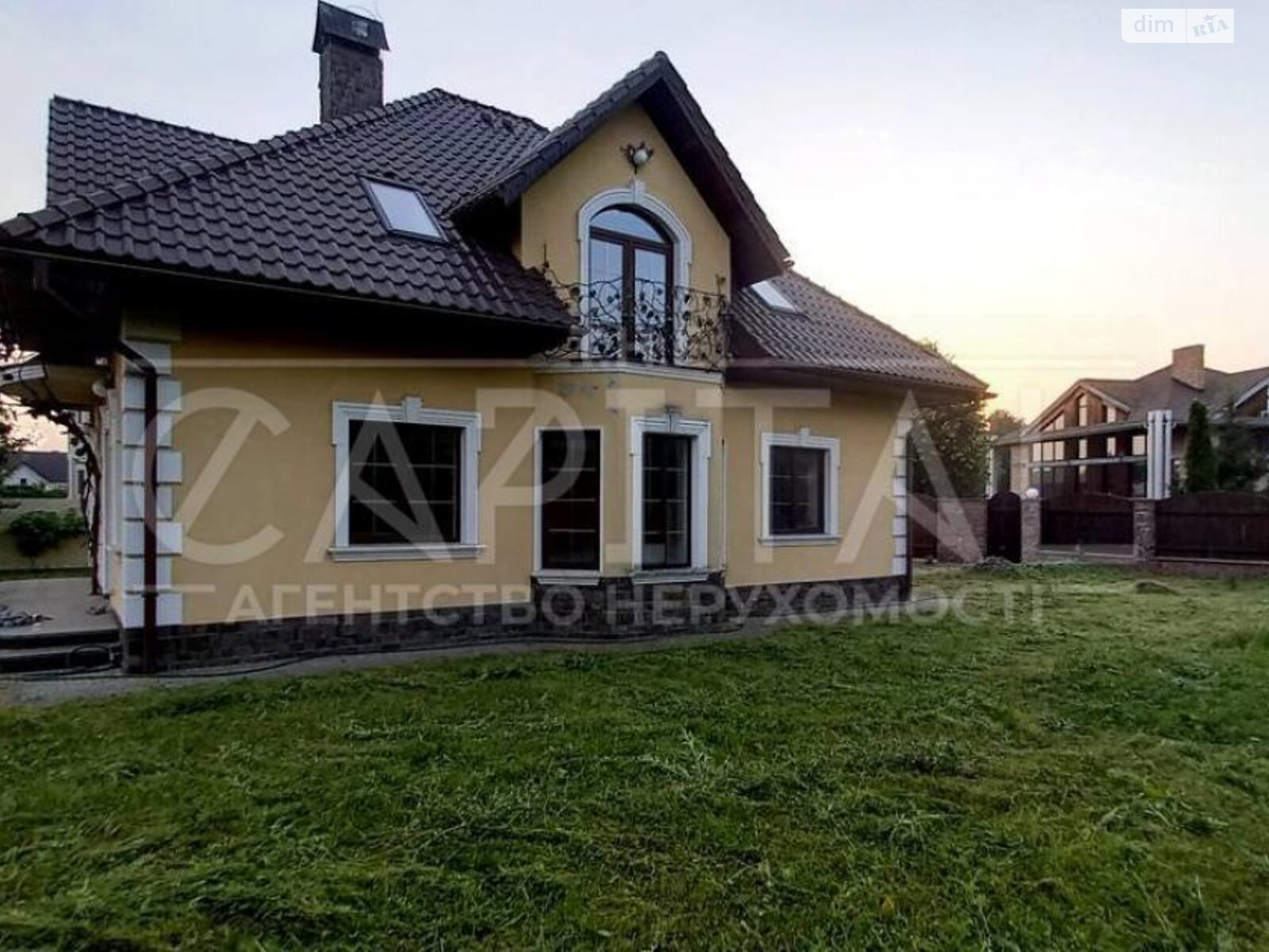 двоповерховий будинок, 295 кв. м, кирпич. Продаж у Романкові фото 1