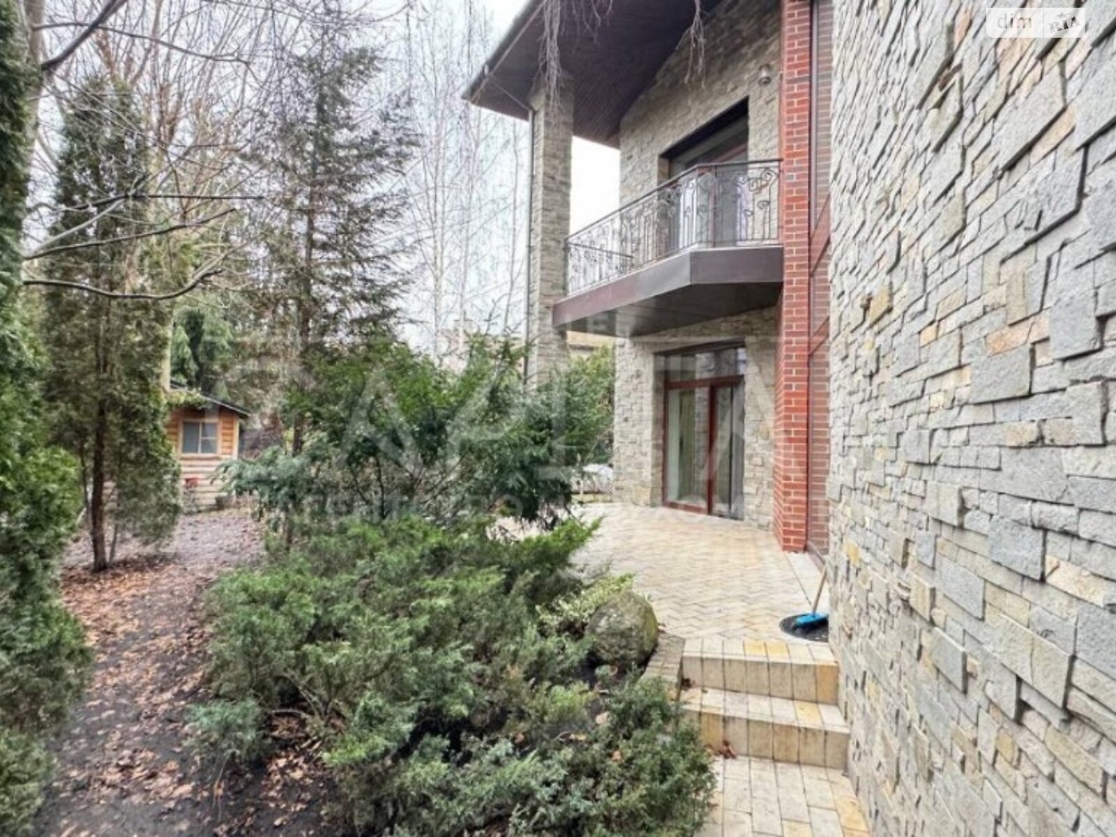 двухэтажный дом, 441 кв. м, кирпич. Продажа в Романкове фото 1 двухэтажный дом, 441 кв. м, кирпич. Продажа в Романкове фото 1