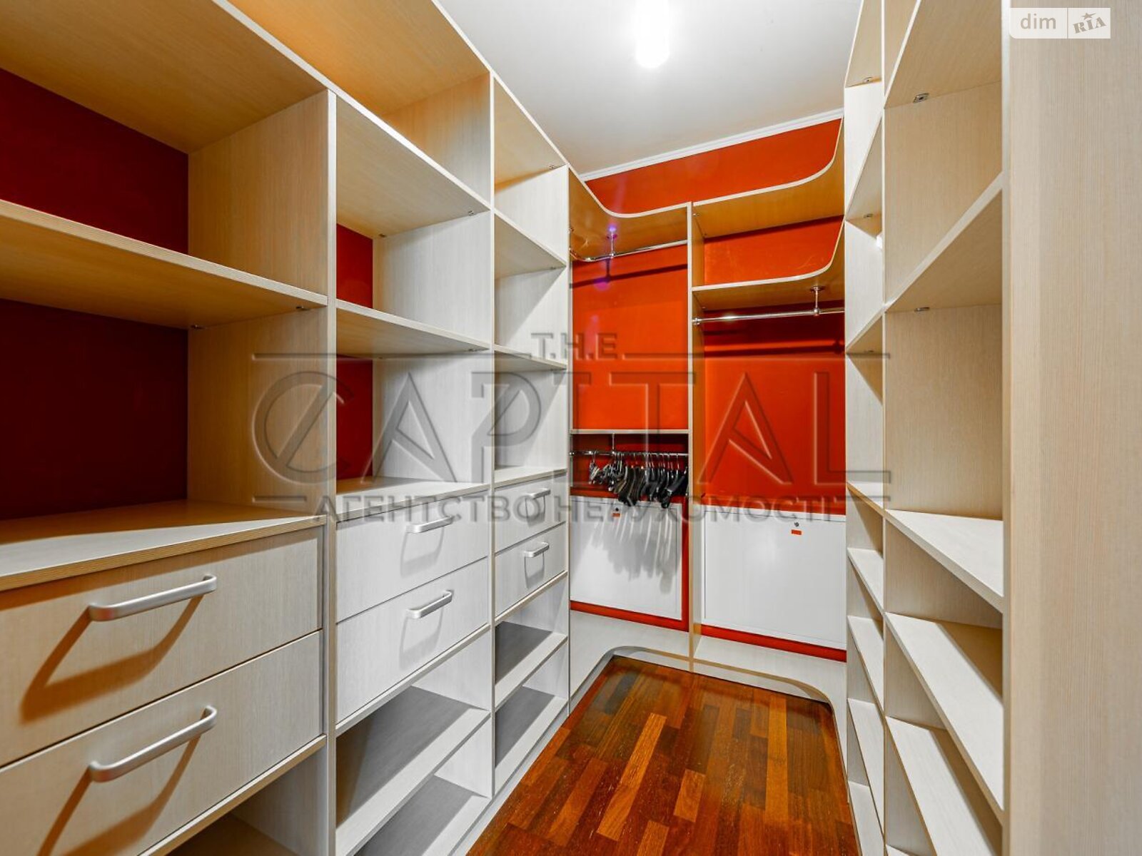 двоповерховий будинок, 441 кв. м, цегла. Продаж у Романкові фото 1 двоповерховий будинок, 441 кв. м, цегла. Продаж у Романкові фото 1