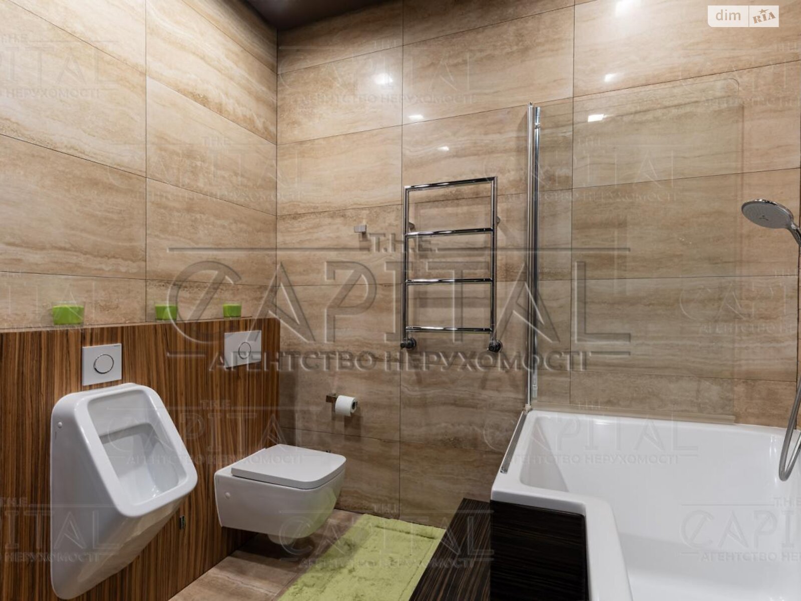 двоповерховий будинок з балконом, 750 кв. м, цегла. Продаж у Романкові фото 1 двоповерховий будинок з балконом, 750 кв. м, цегла. Продаж у Романкові фото 1