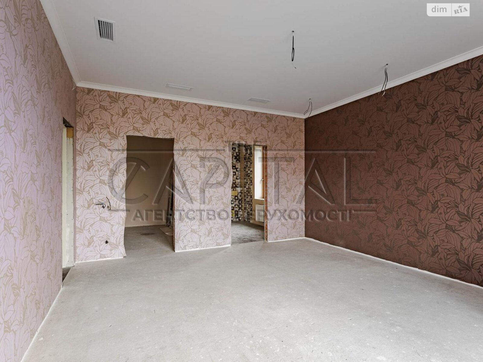 двоповерховий будинок з гаражем, 326.1 кв. м, кирпич. Продаж у Романкові фото 1