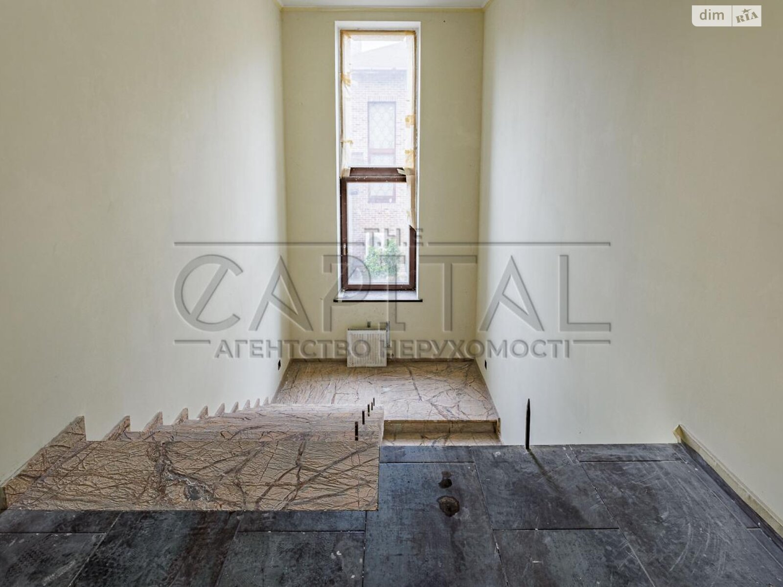 двоповерховий будинок з гаражем, 326.1 кв. м, кирпич. Продаж у Романкові фото 1