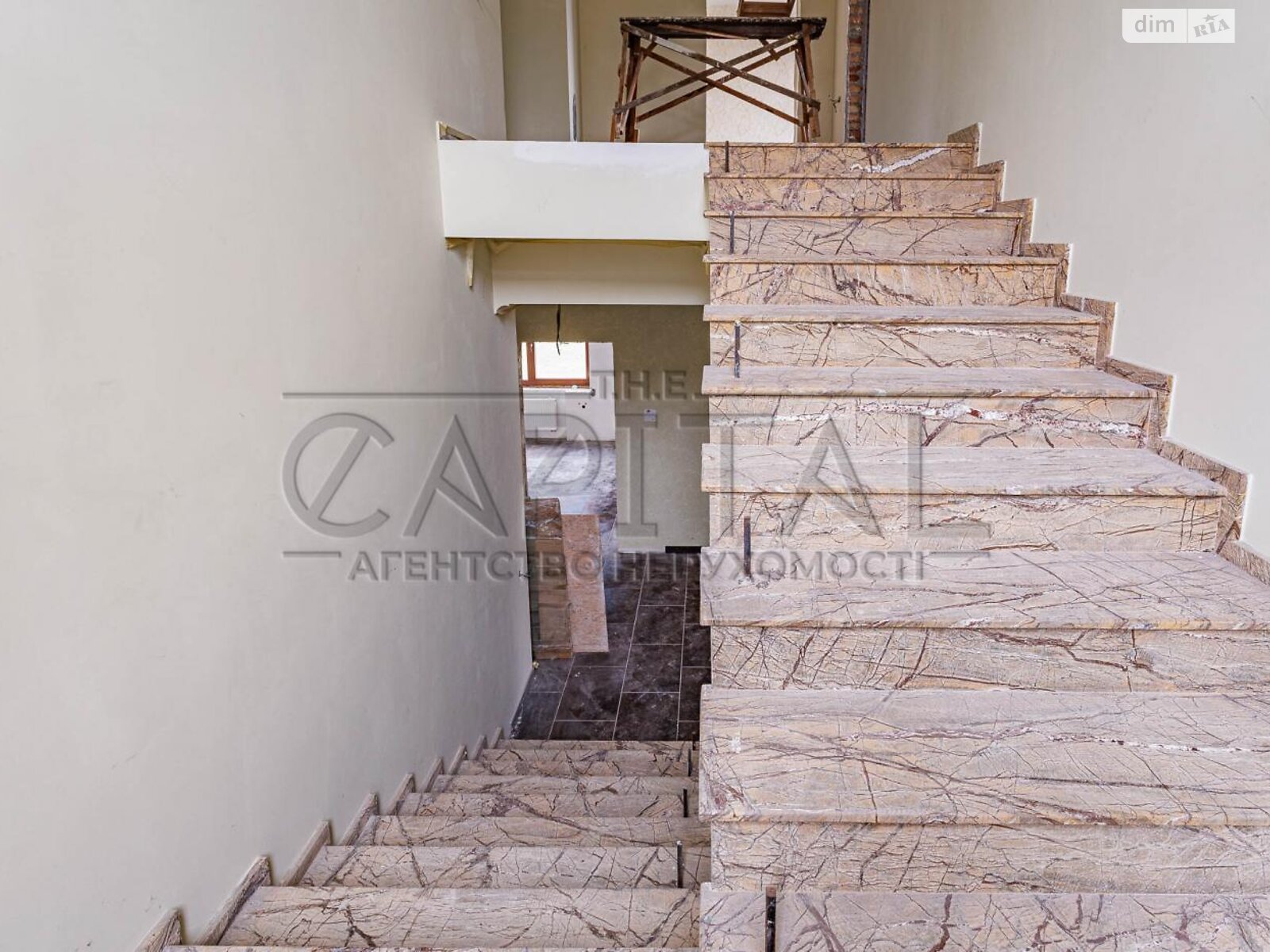 двоповерховий будинок з гаражем, 326.1 кв. м, кирпич. Продаж у Романкові фото 1