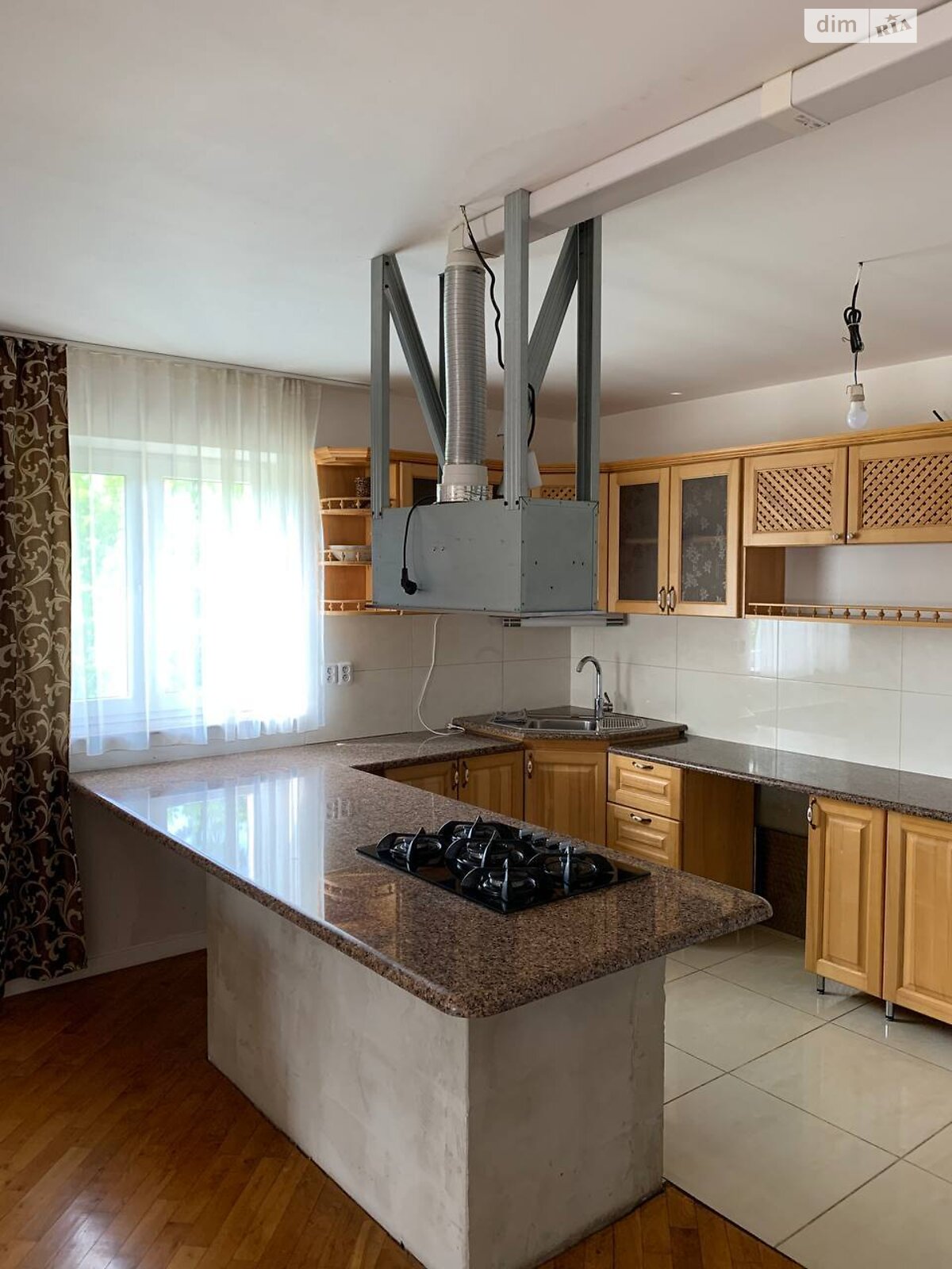 двухэтажный дом, 272 кв. м, кирпич. Продажа в Романовке фото 1 двухэтажный дом, 272 кв. м, кирпич. Продажа в Романовке фото 1