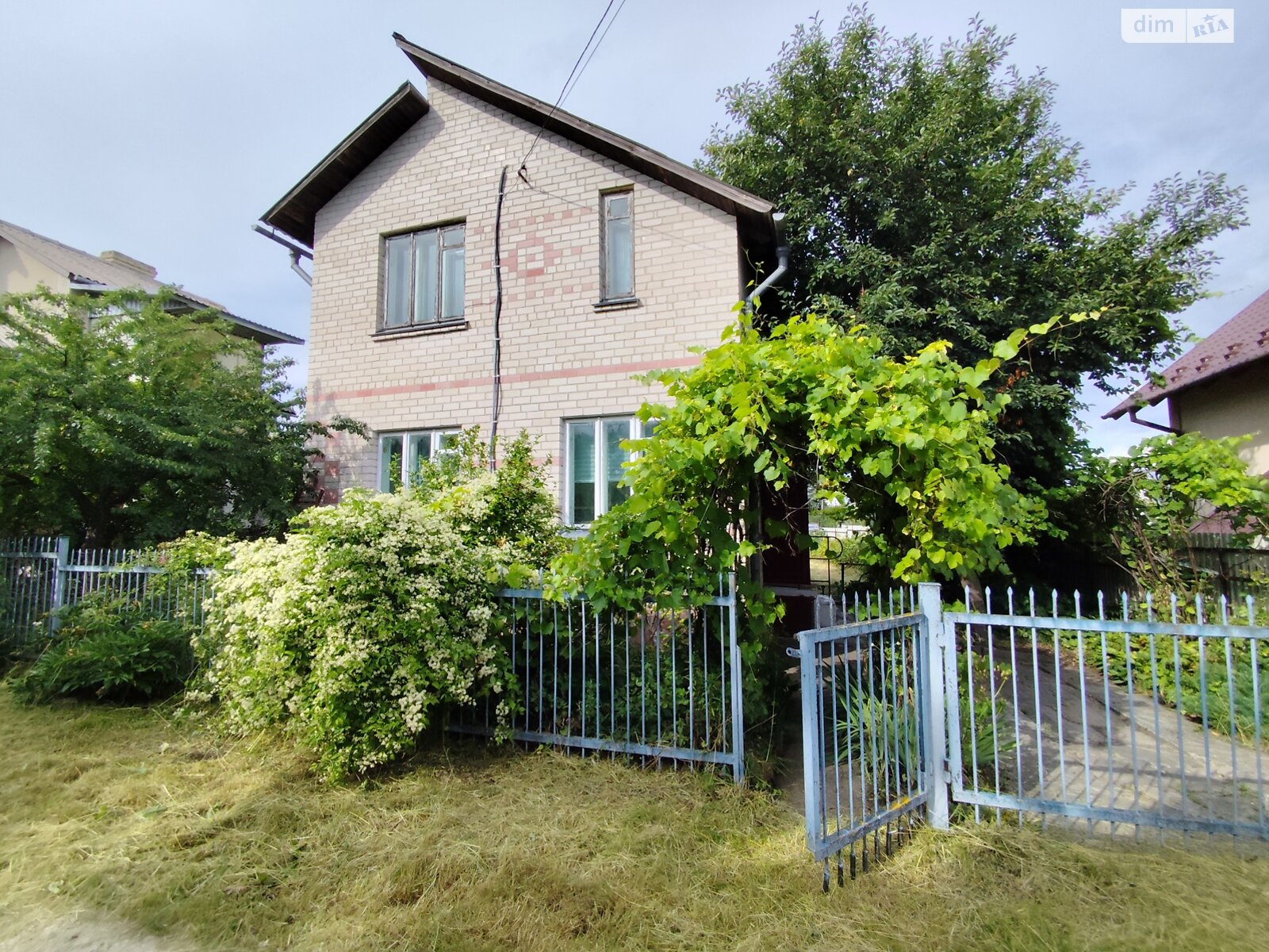 двоповерховий будинок з опаленням, 57.5 кв. м, цегла. Продаж у Романівці фото 1 двоповерховий будинок з опаленням, 57.5 кв. м, цегла. Продаж у Романівці фото 1